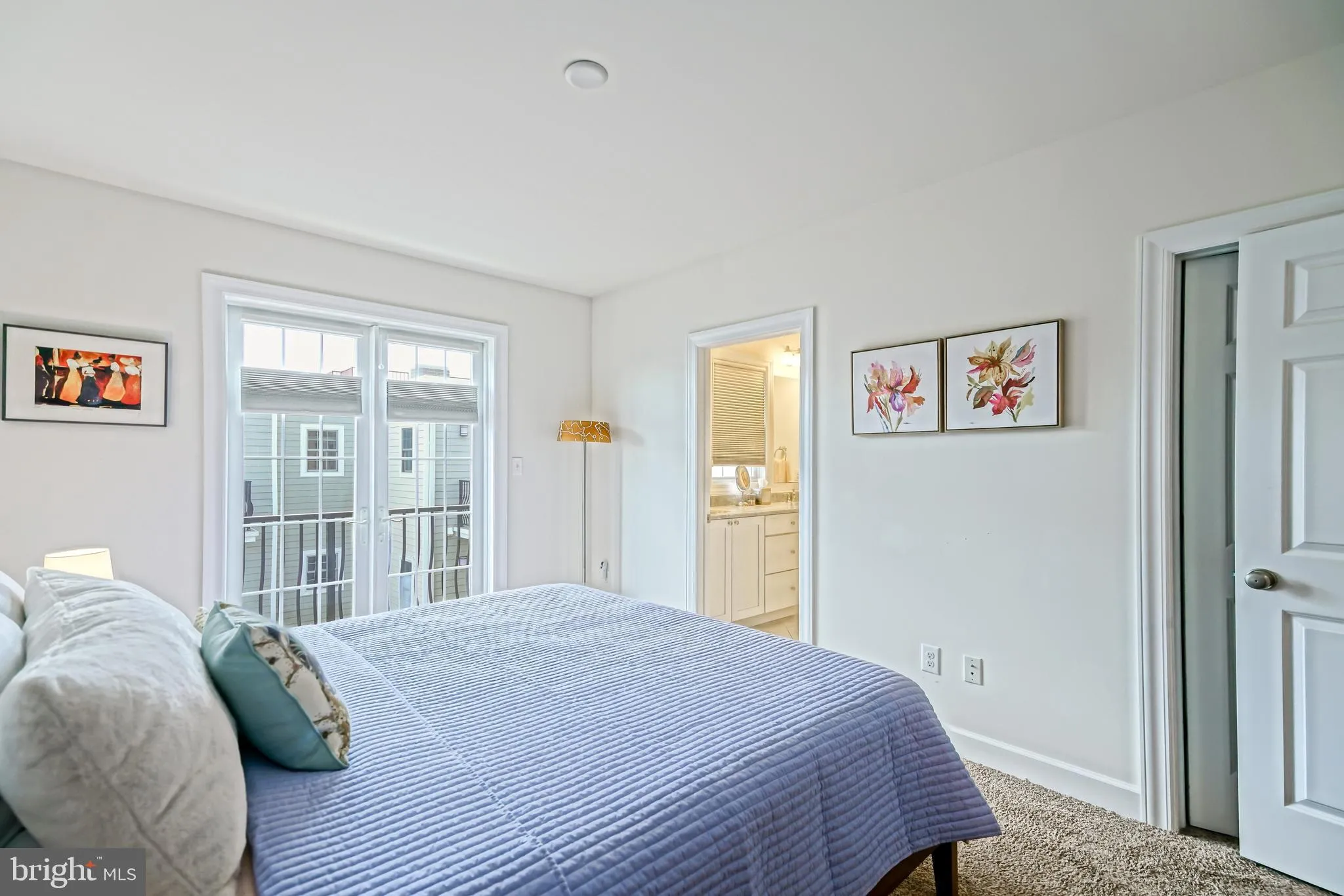 Lewes, Delaware 19958, United States, 3 Bedrooms Bedrooms, ,4 BathroomsBathrooms,Residential,Pending,200264