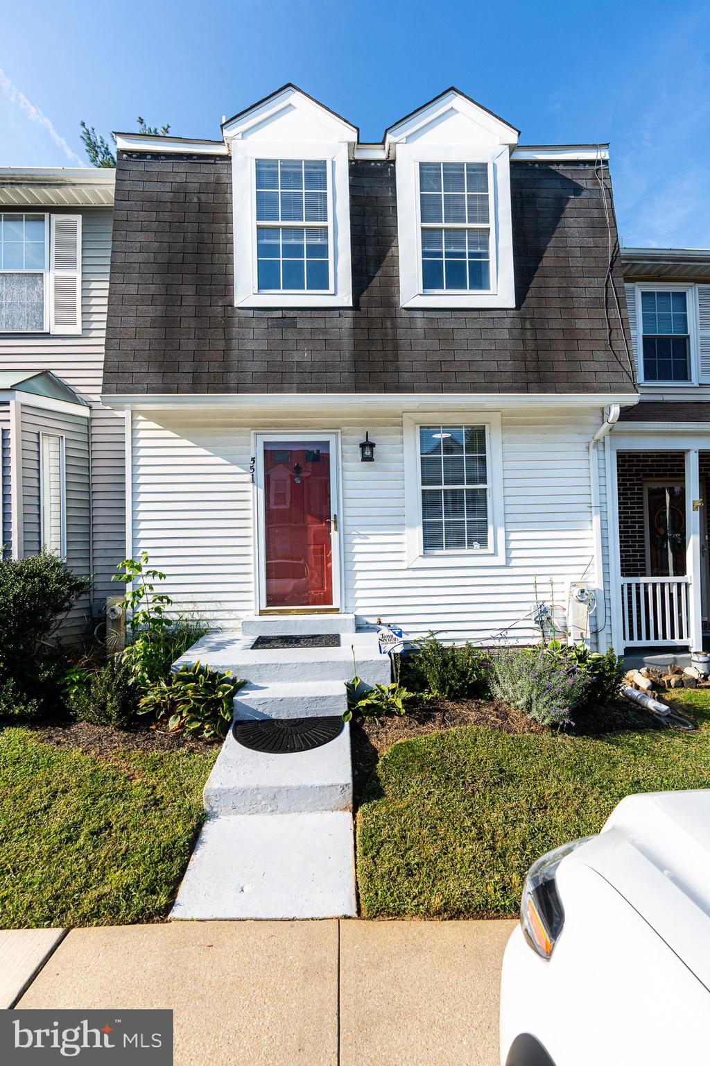 PARK MANOR CONDOMINIUMS - Residential Lease