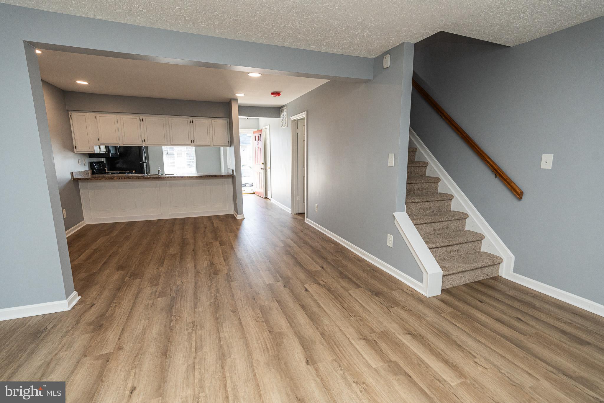 PARK MANOR CONDOMINIUMS - Residential Lease