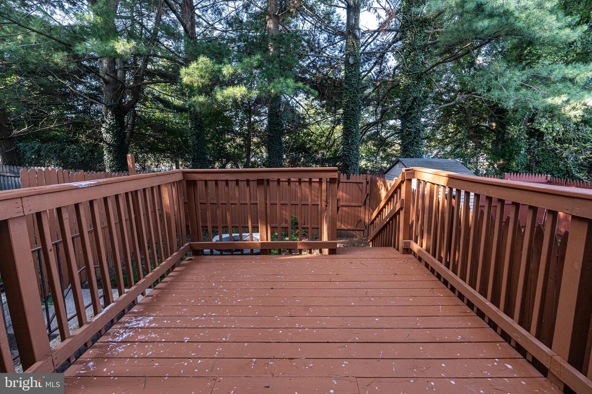 PARK MANOR CONDOMINIUMS - Residential Lease