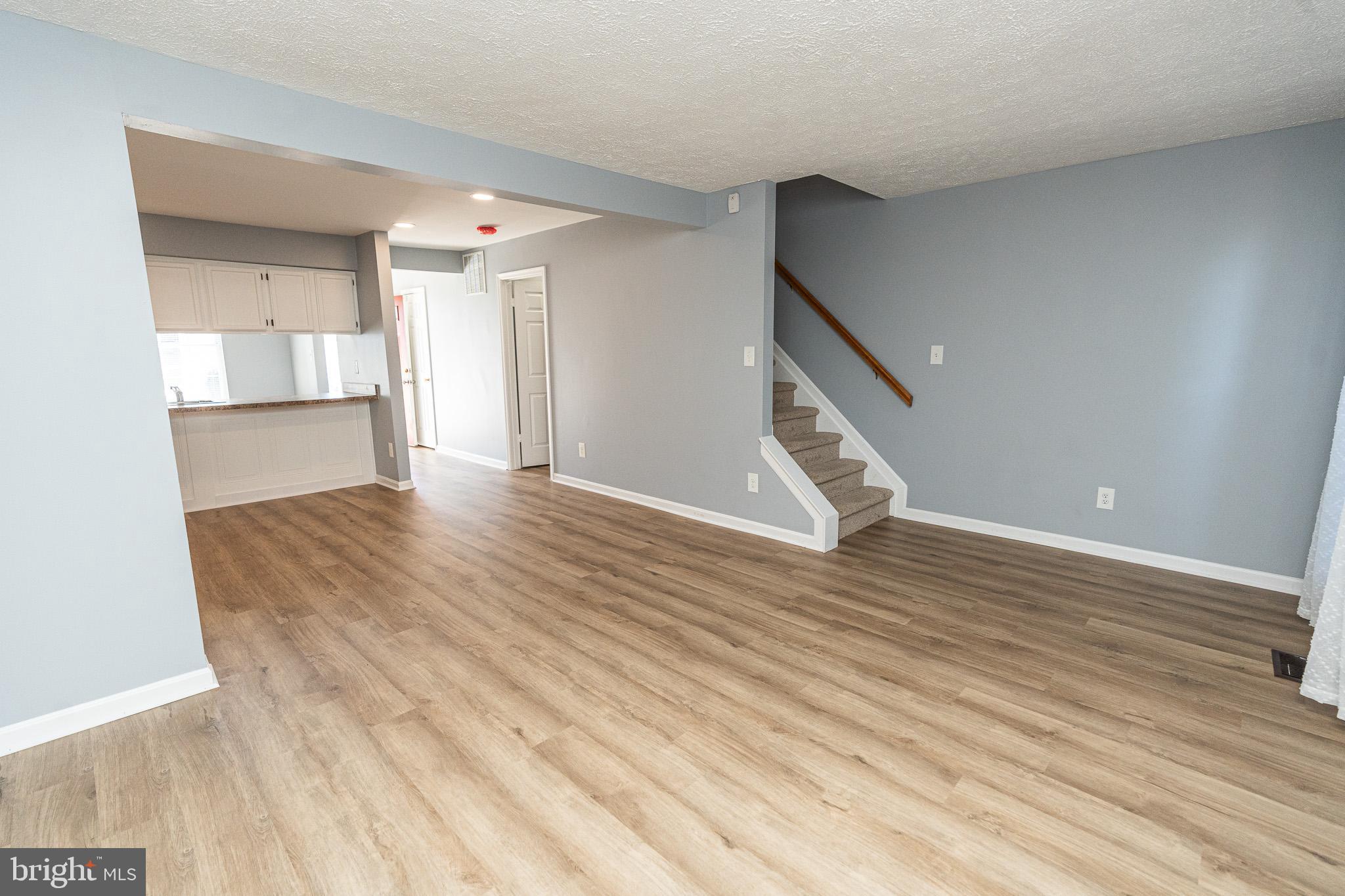 PARK MANOR CONDOMINIUMS - Residential Lease