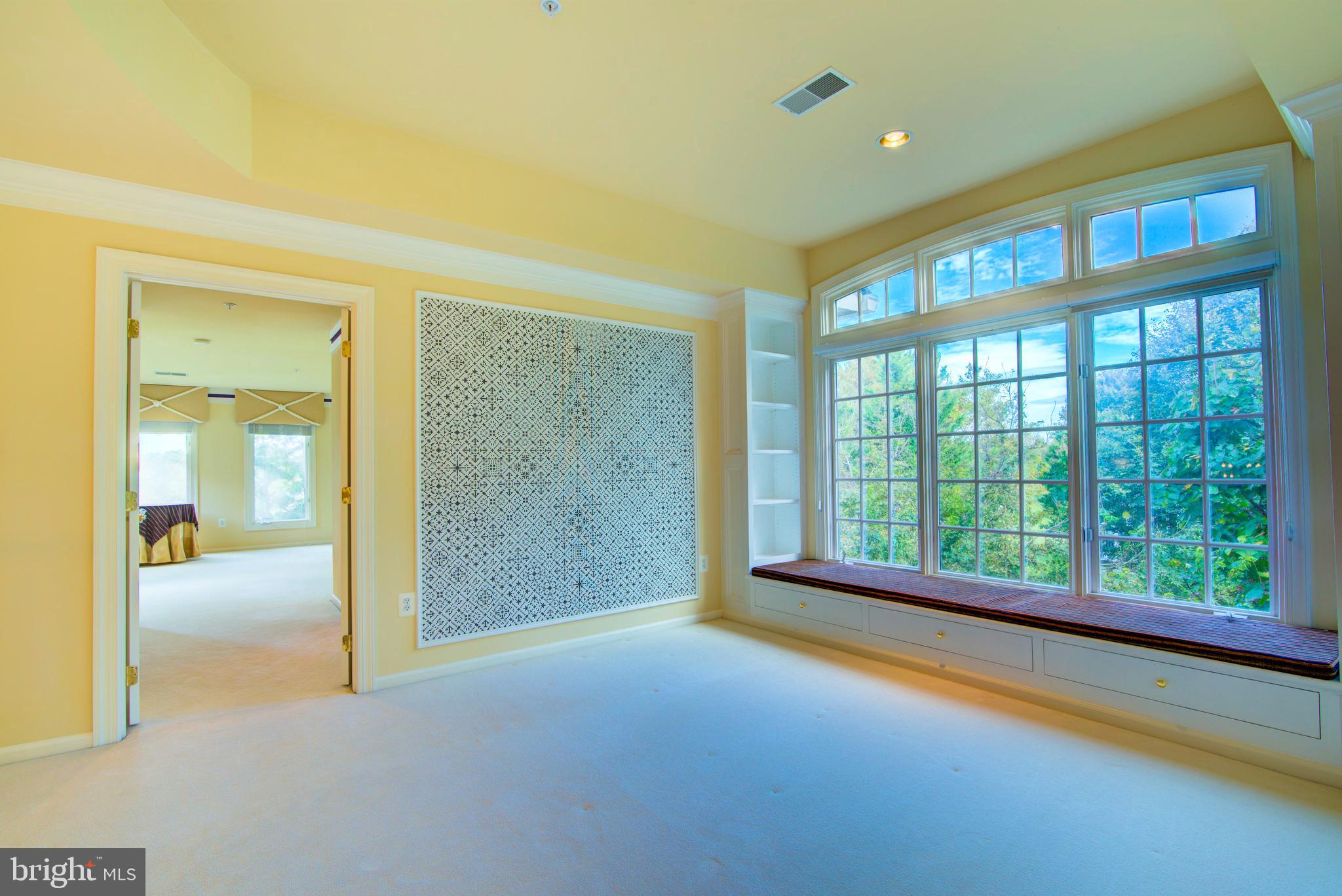 RIVER CREEK - Residential