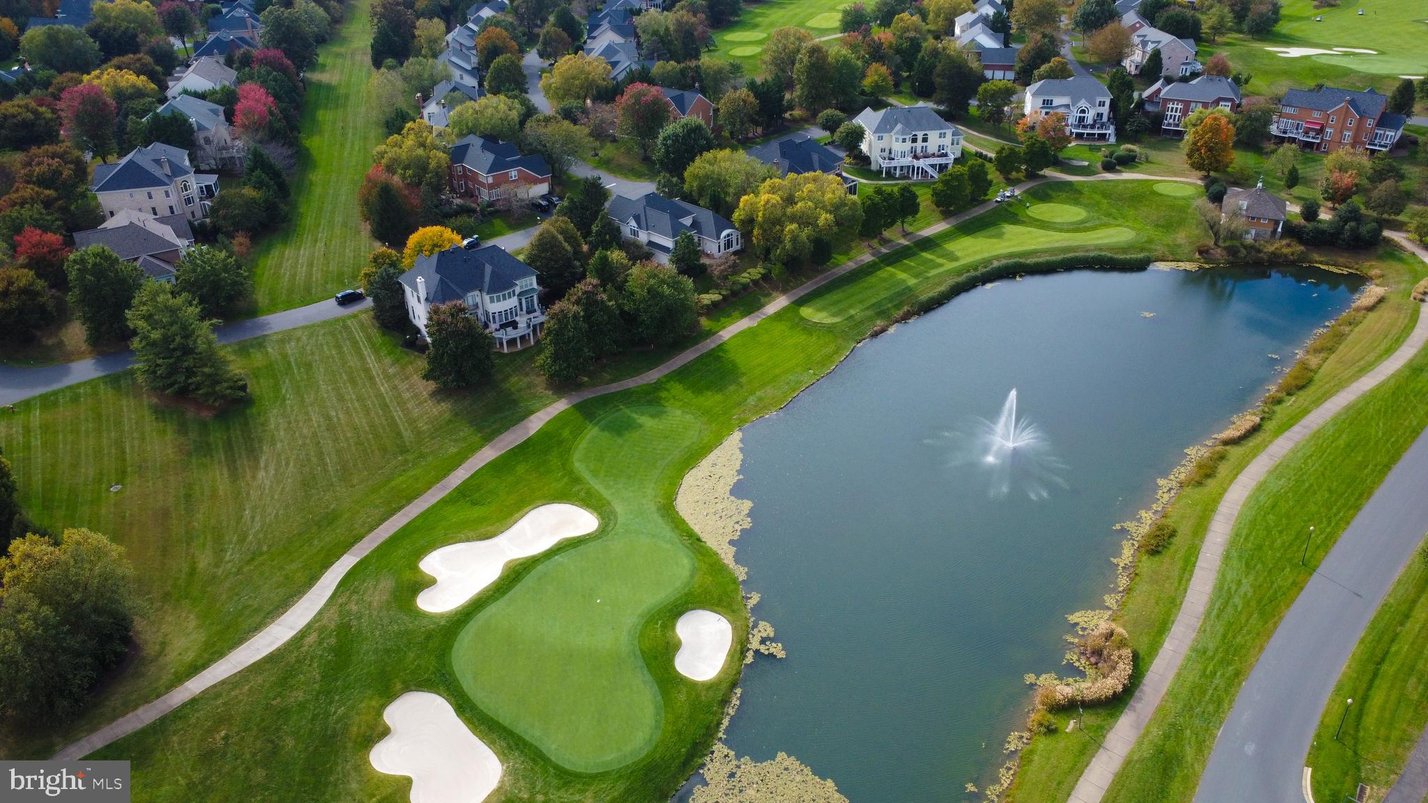 RIVER CREEK - Residential