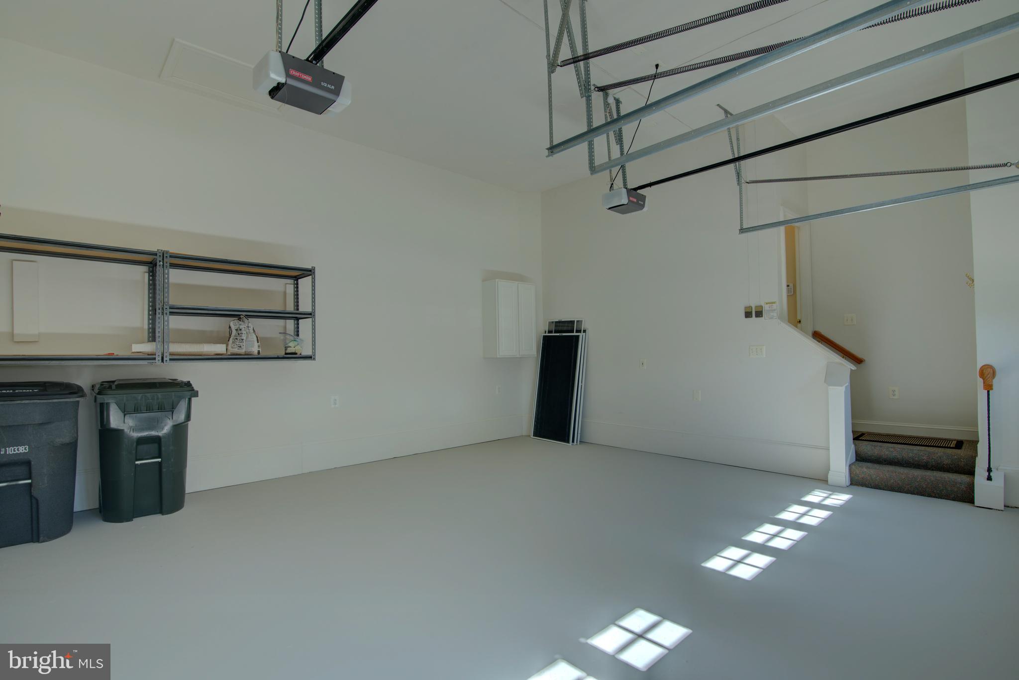 RIVER CREEK - Residential