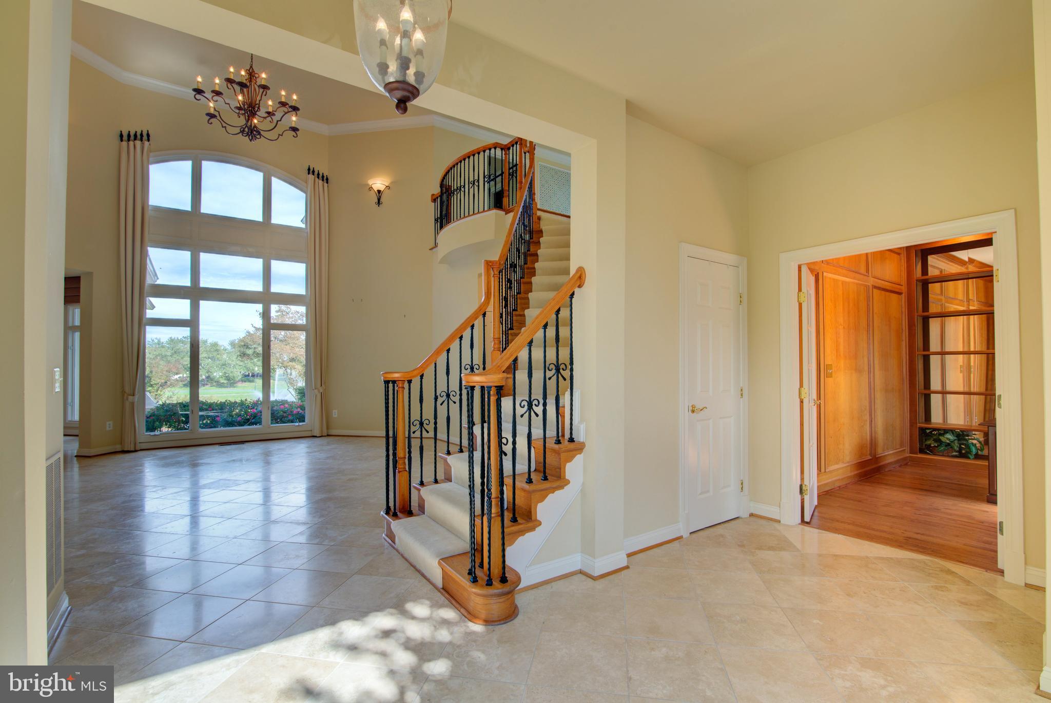 RIVER CREEK - Residential