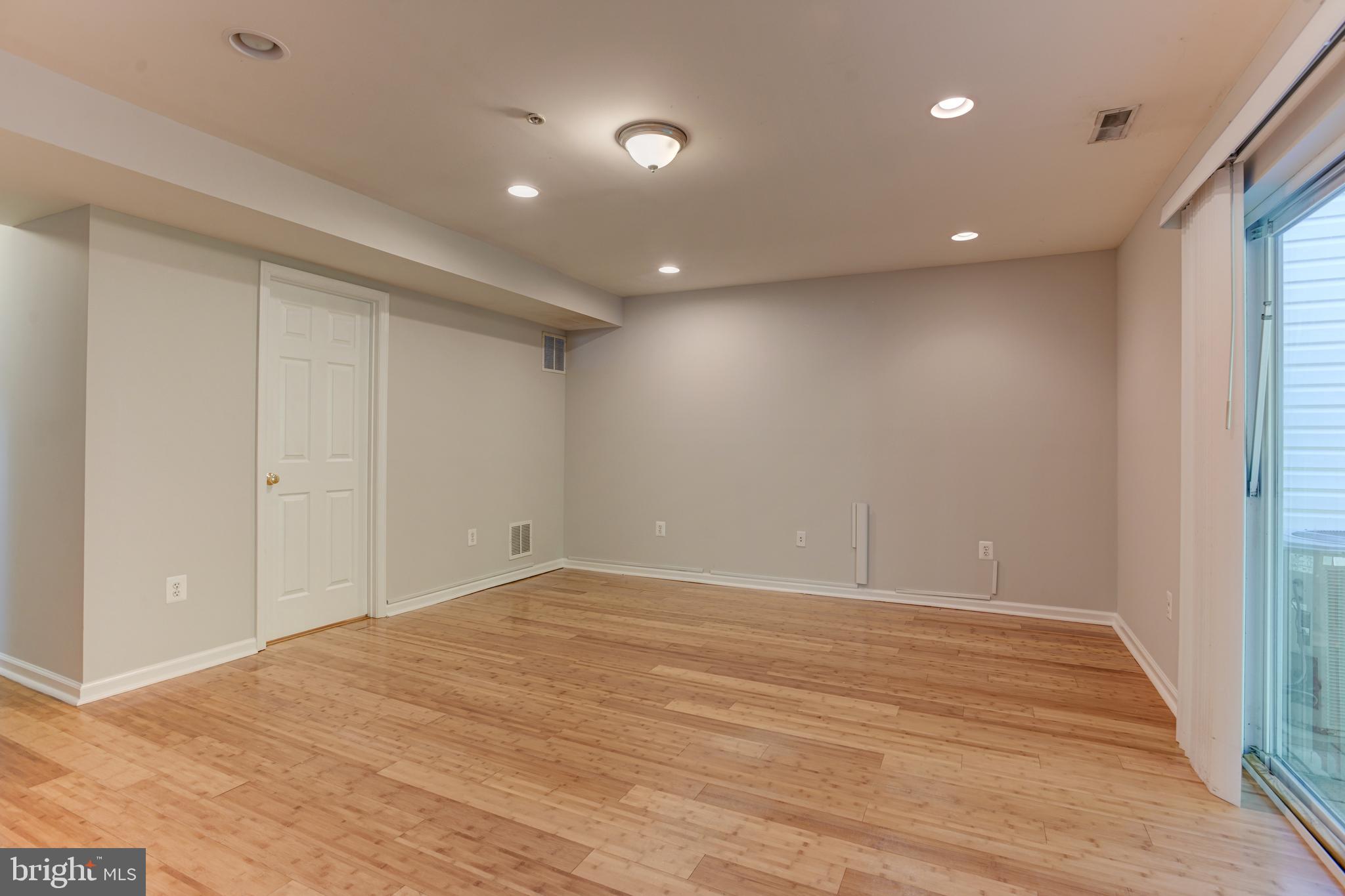 WOODS OF BAYVIEW - Residential