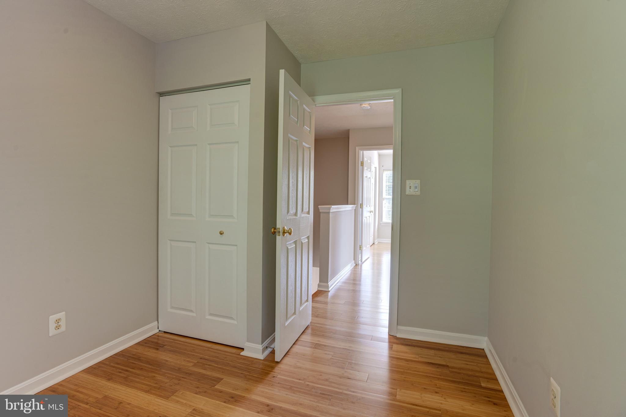 WOODS OF BAYVIEW - Residential