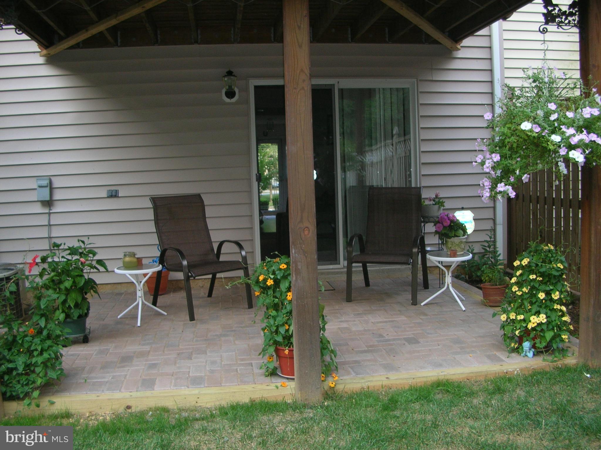 COURTS AT BELLE POINTE - Residential