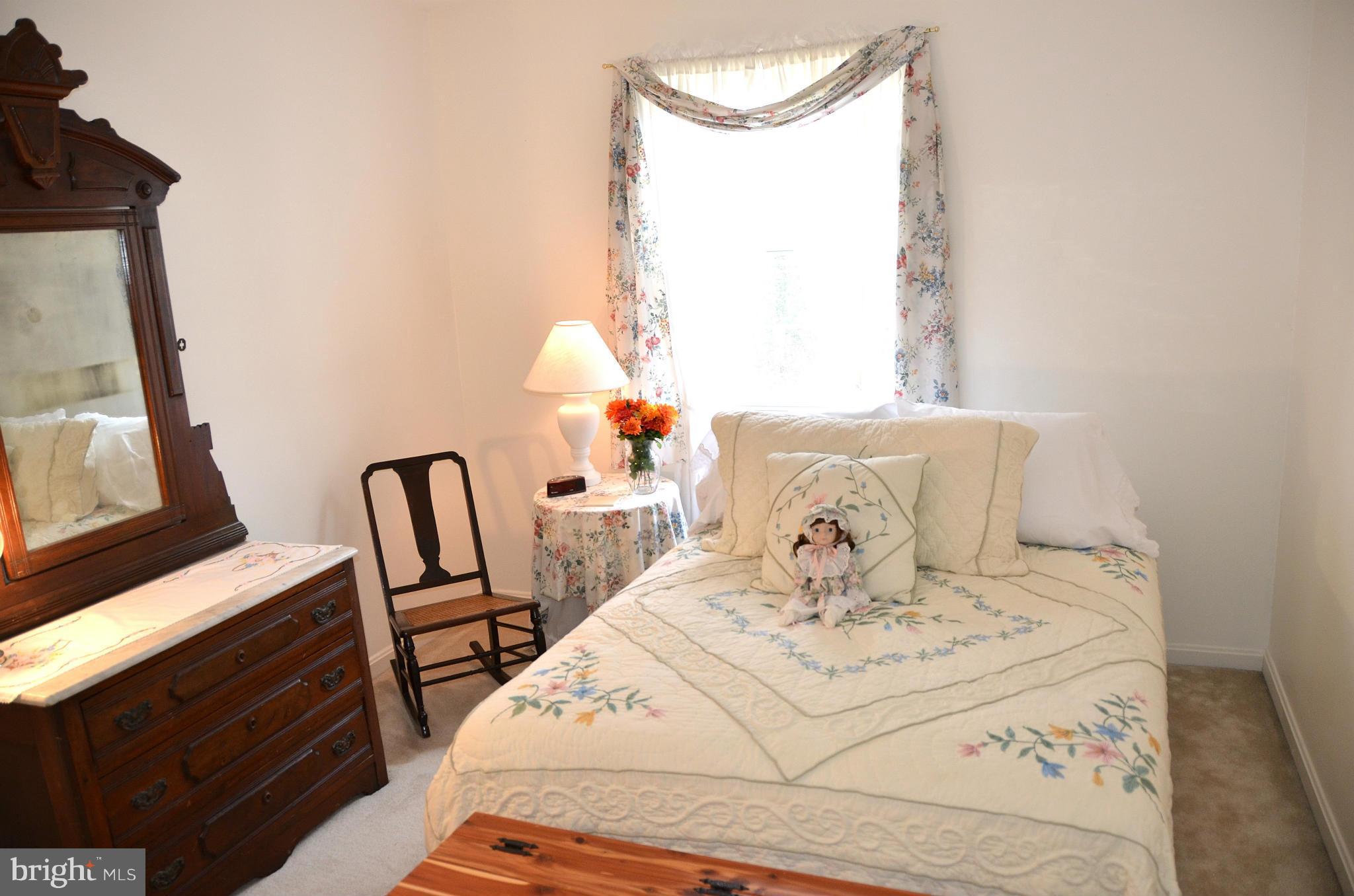 COURTS AT BELLE POINTE - Residential