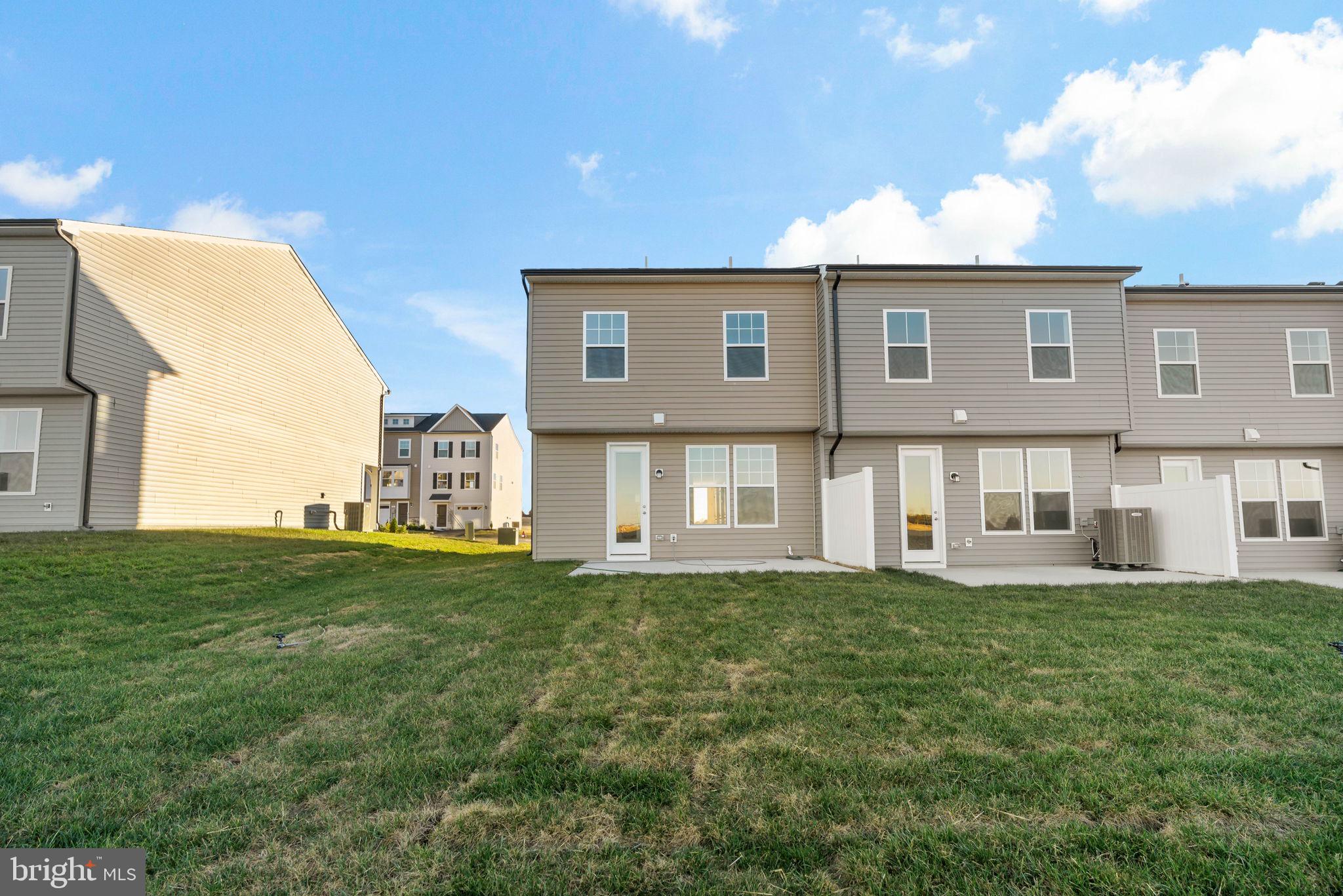 SOUTH BROOK - Residential