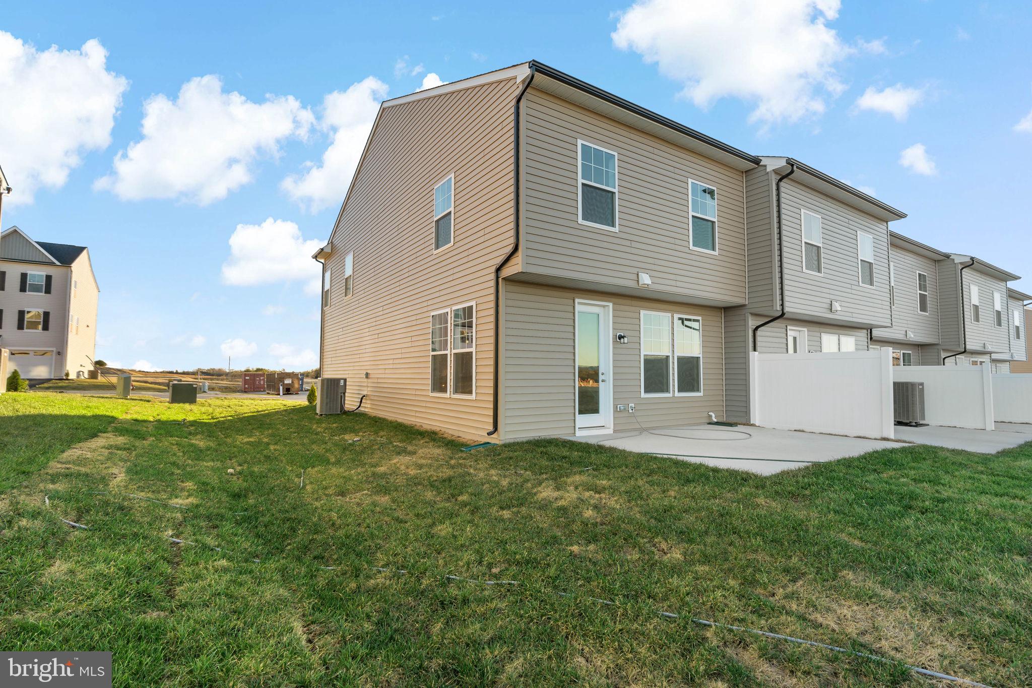 SOUTH BROOK - Residential