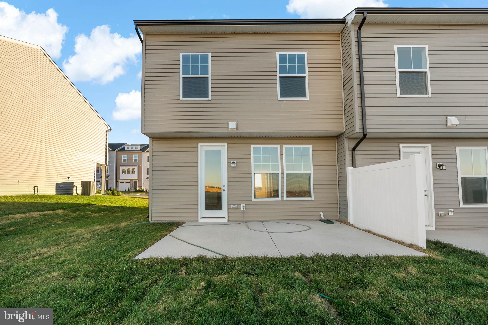 SOUTH BROOK - Residential