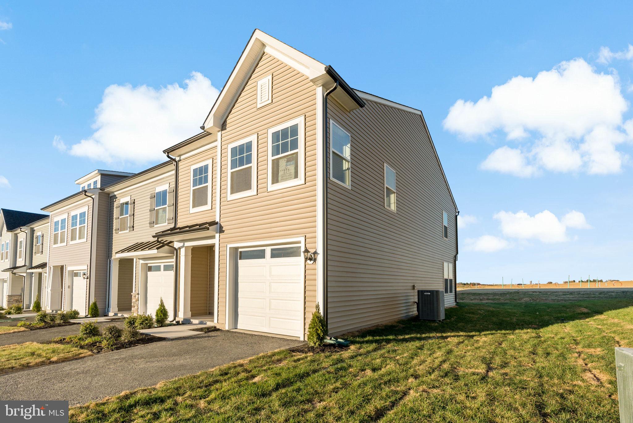 SOUTH BROOK - Residential