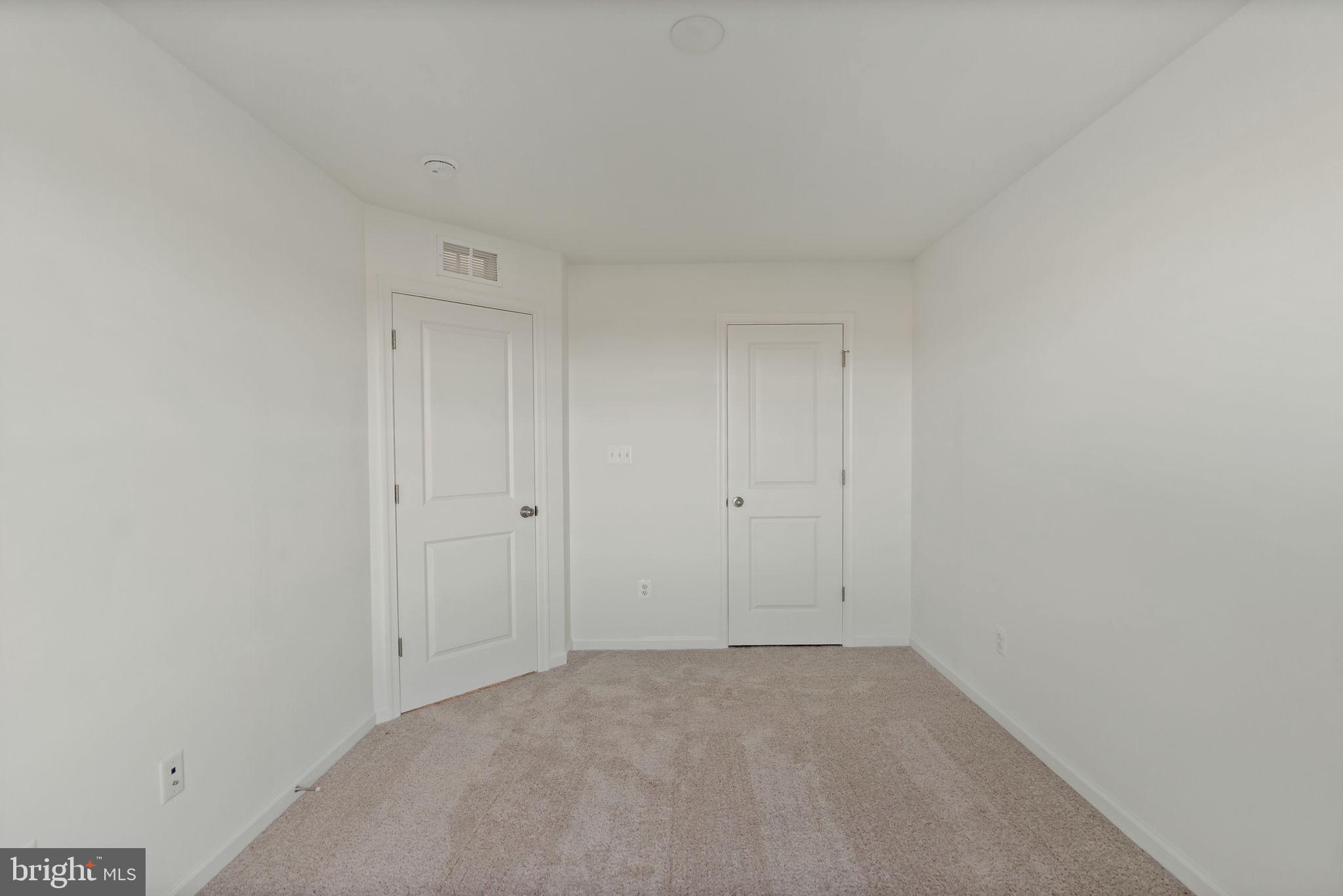 SOUTH BROOK - Residential