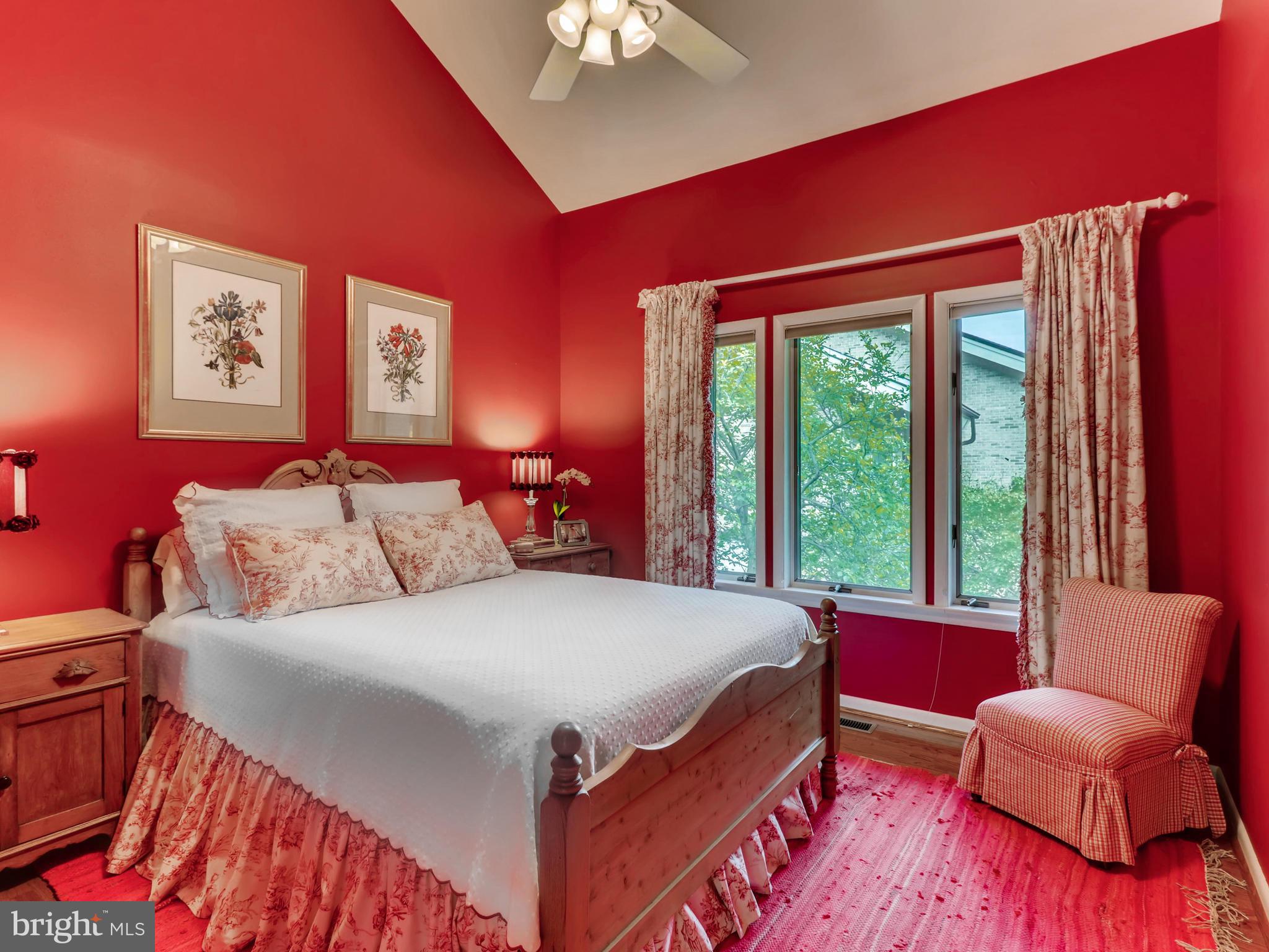 NORTH ROLAND PARK - Residential