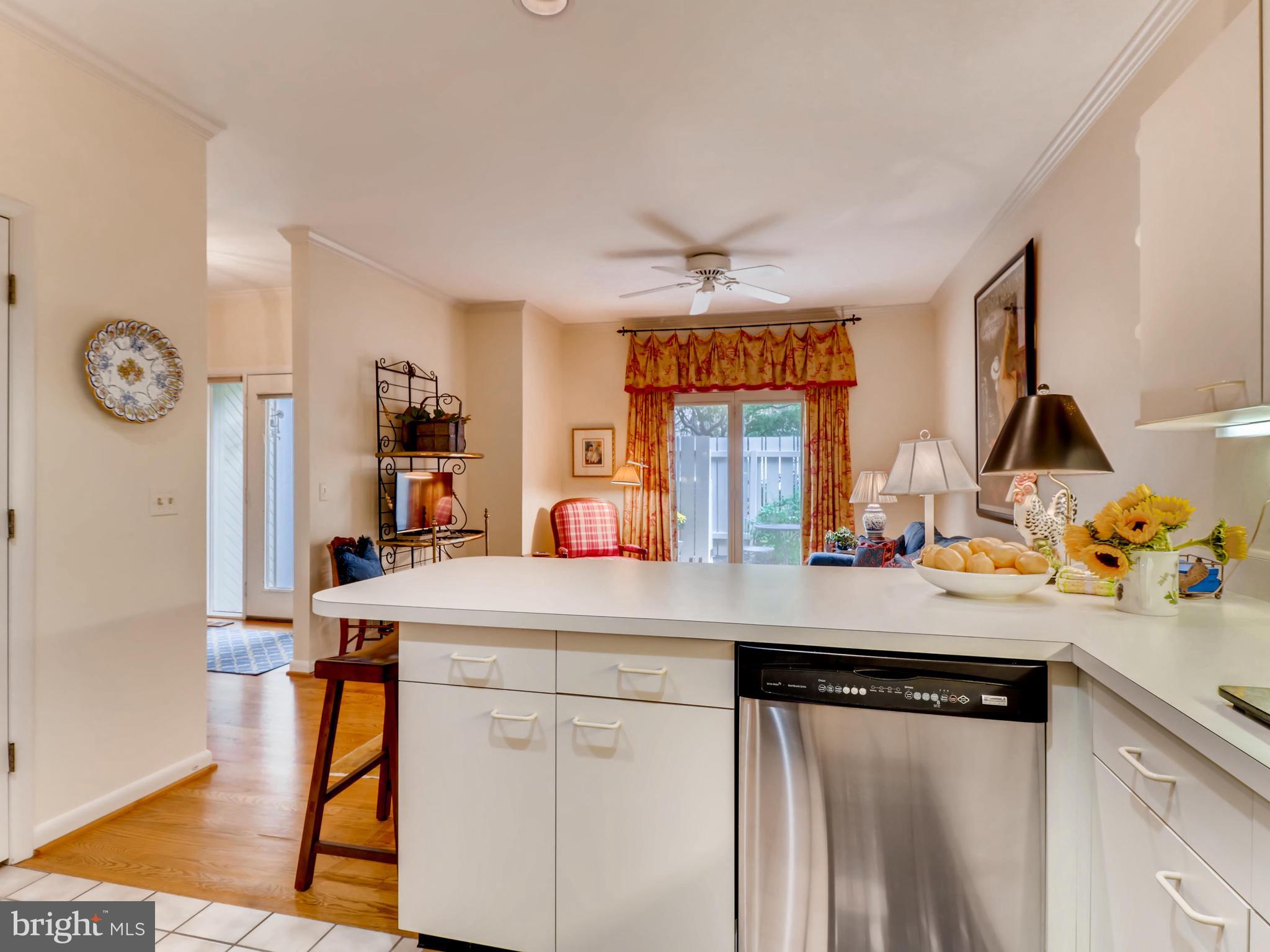 NORTH ROLAND PARK - Residential