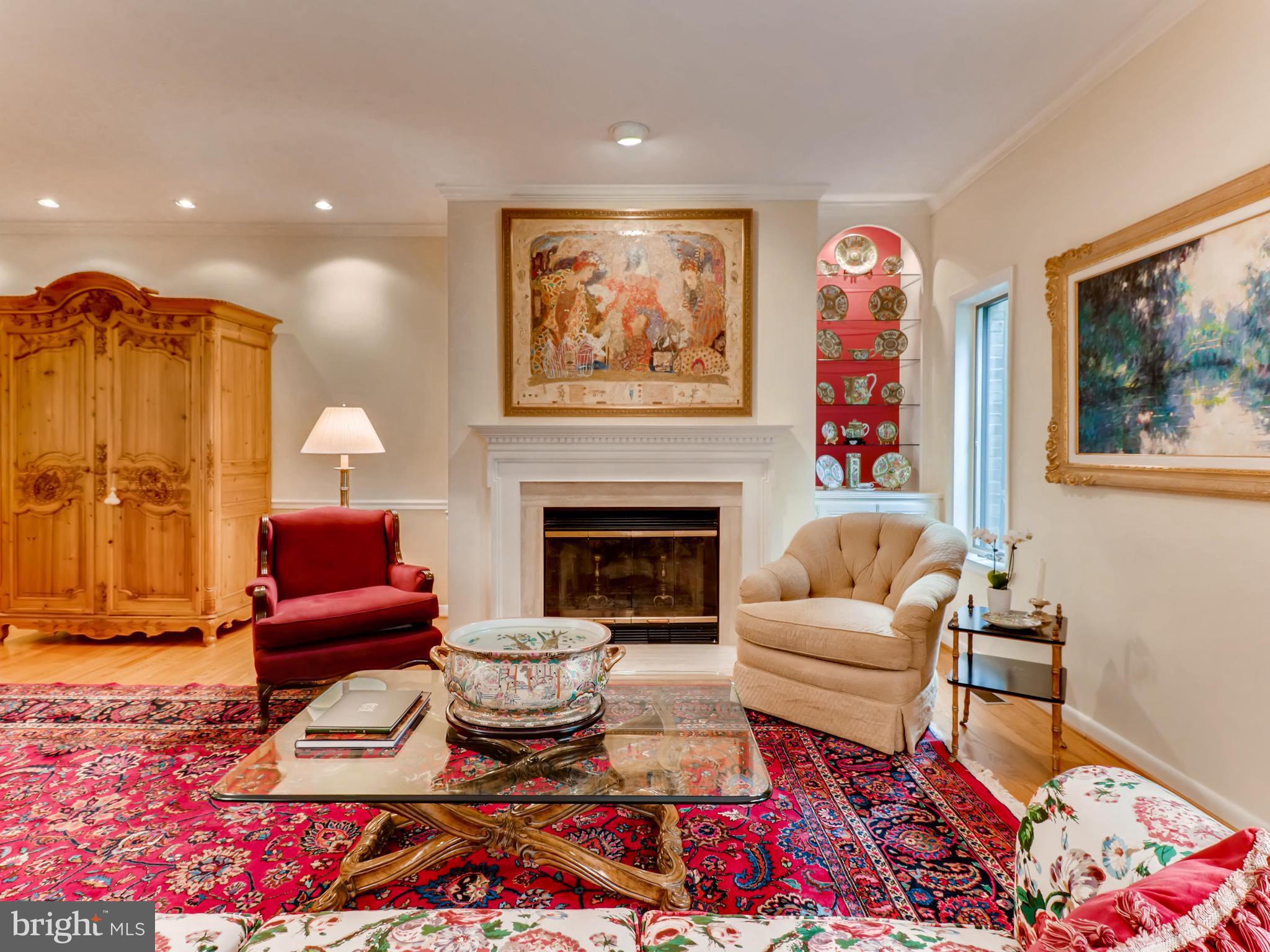 NORTH ROLAND PARK - Residential