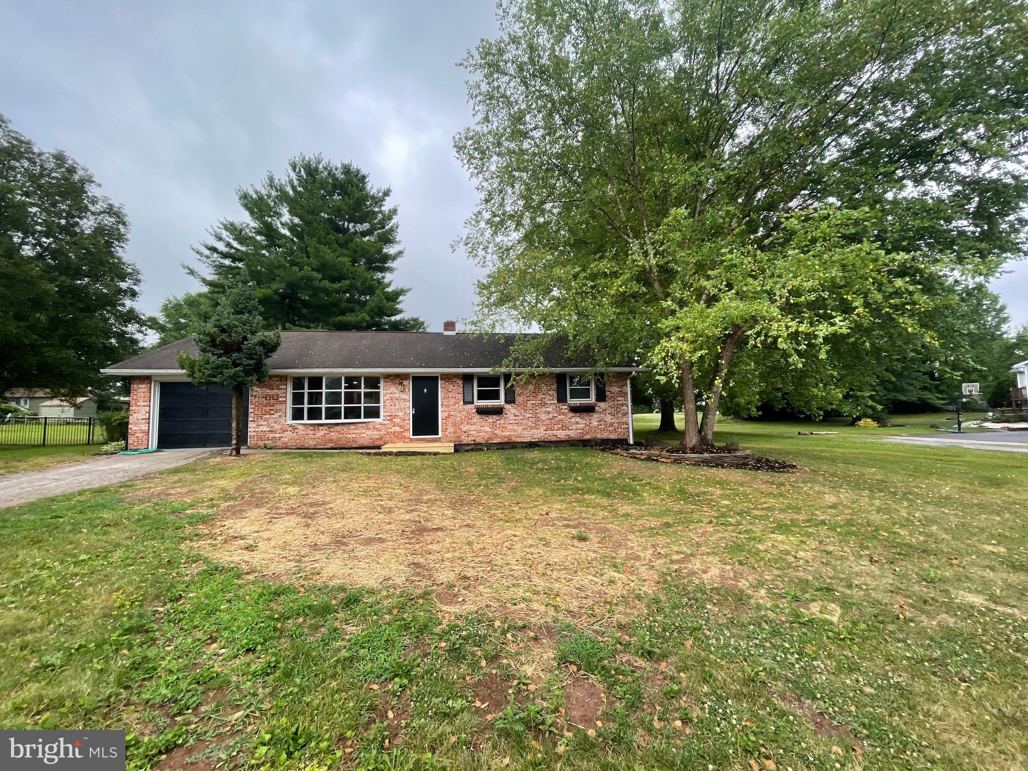 190 MOUNTAIN VIEW DRIVE