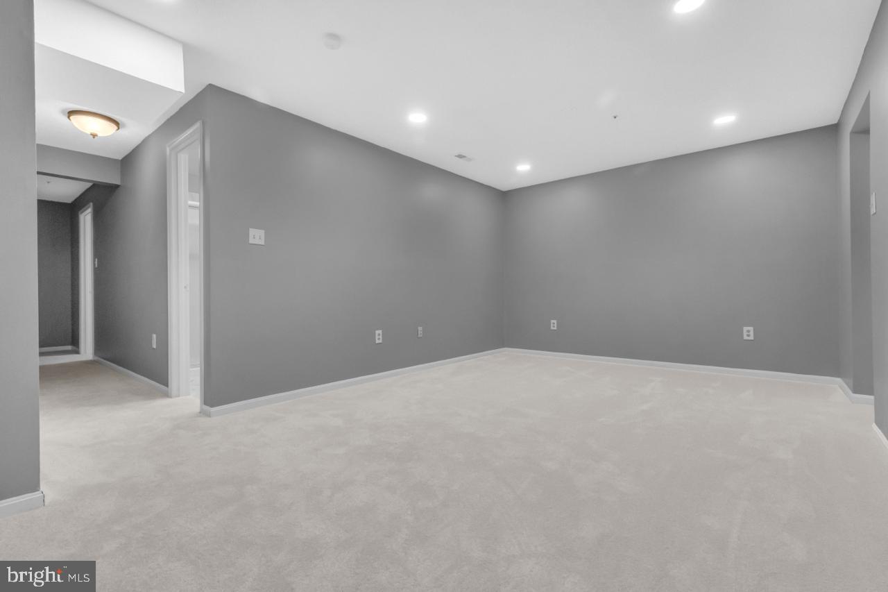 FOREST RUN - Residential