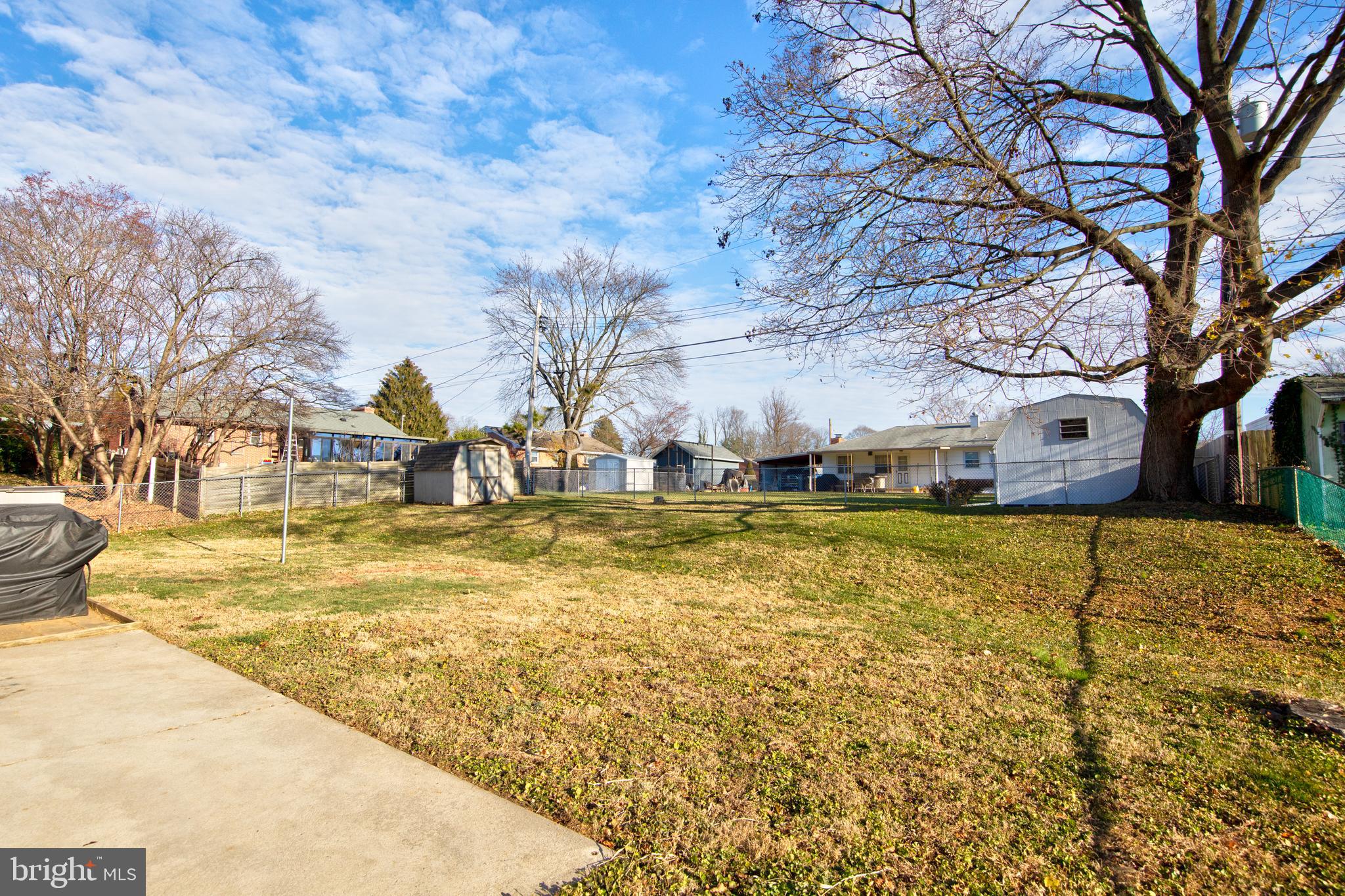 HOWARD PARK - Residential