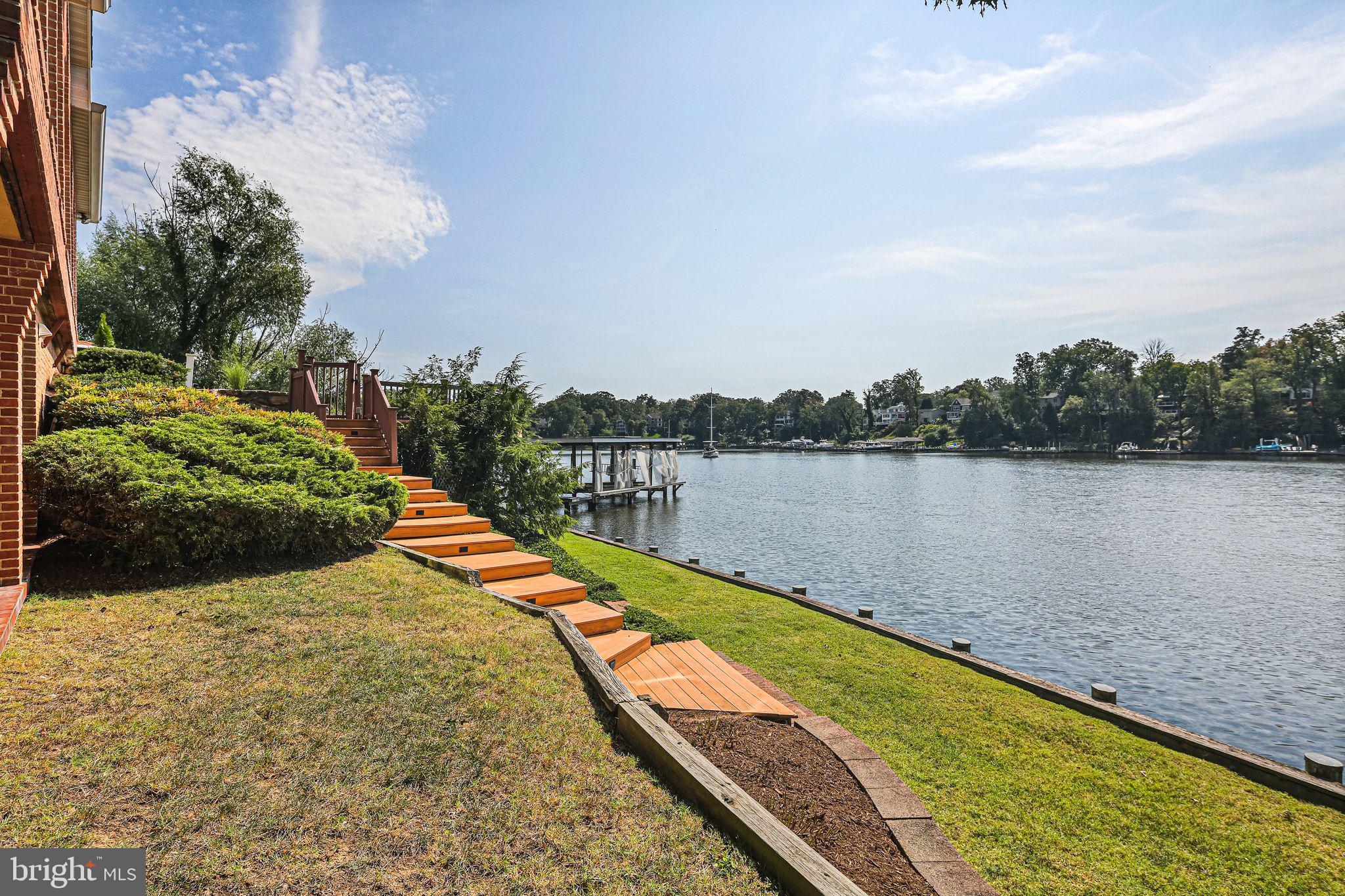 WEST SEVERNA PARK - Residential