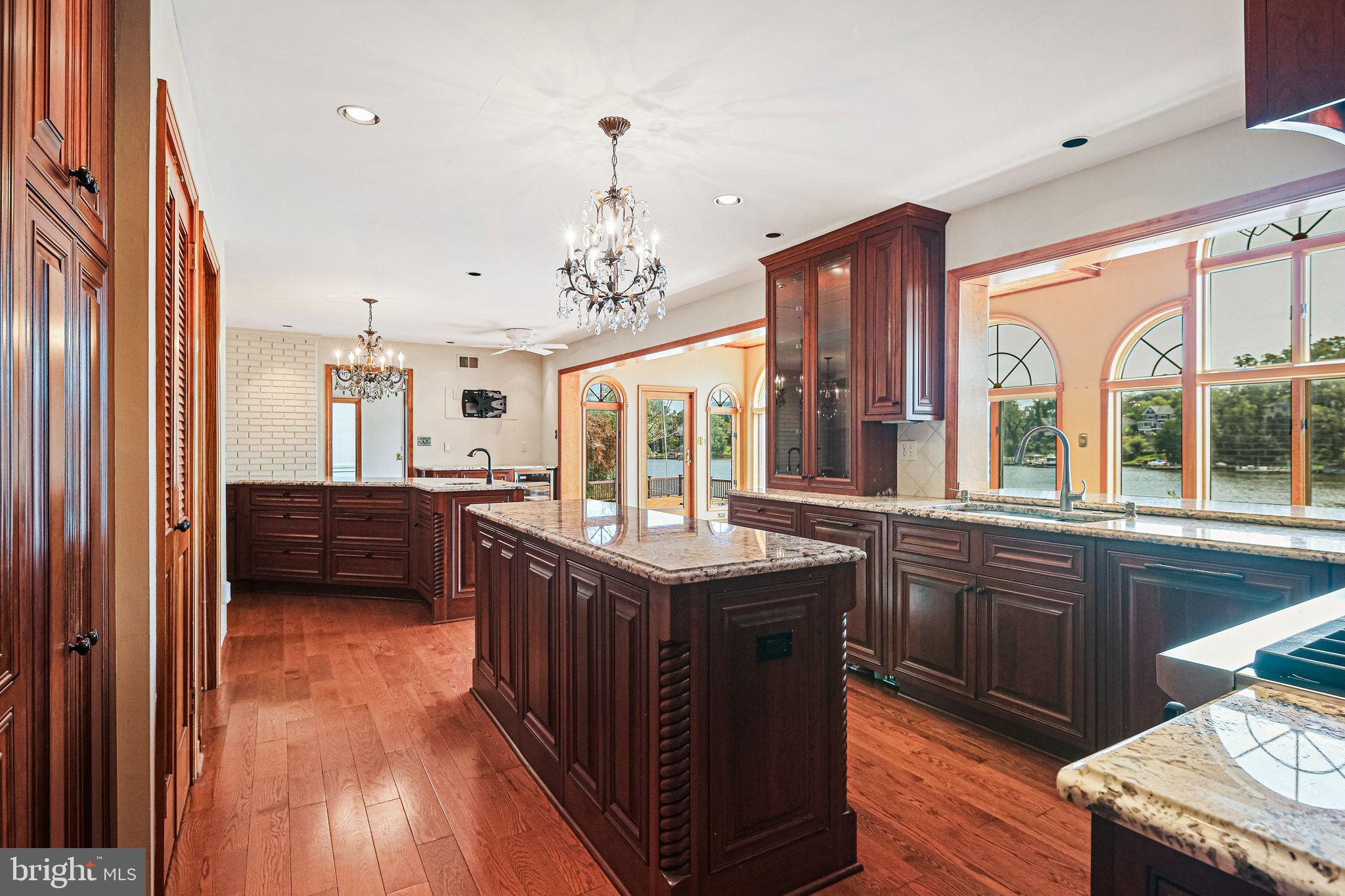 WEST SEVERNA PARK - Residential