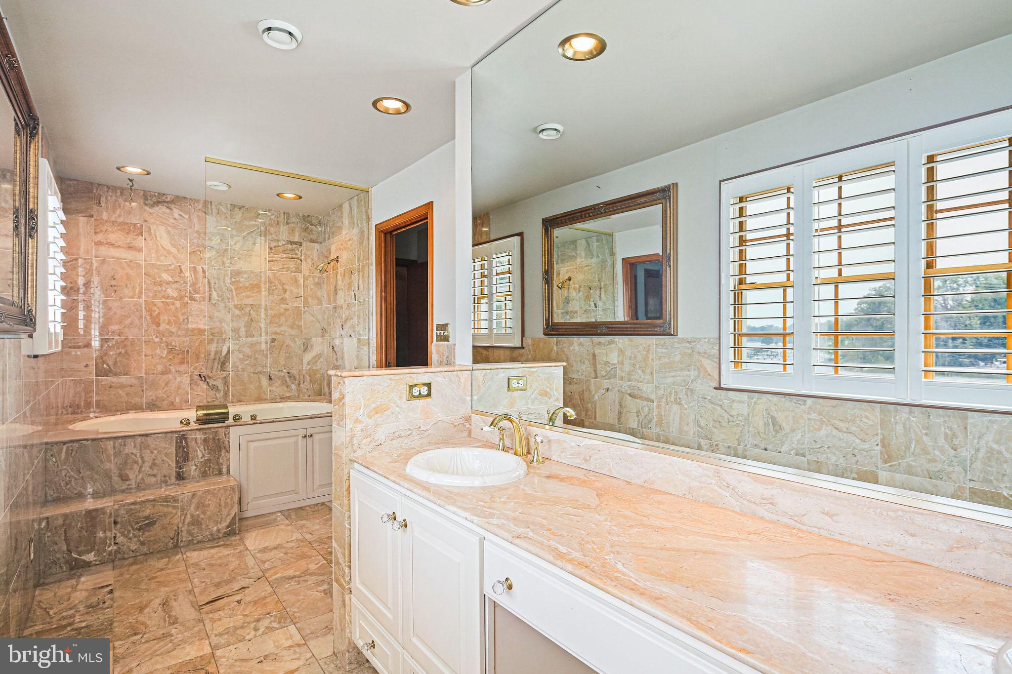 WEST SEVERNA PARK - Residential