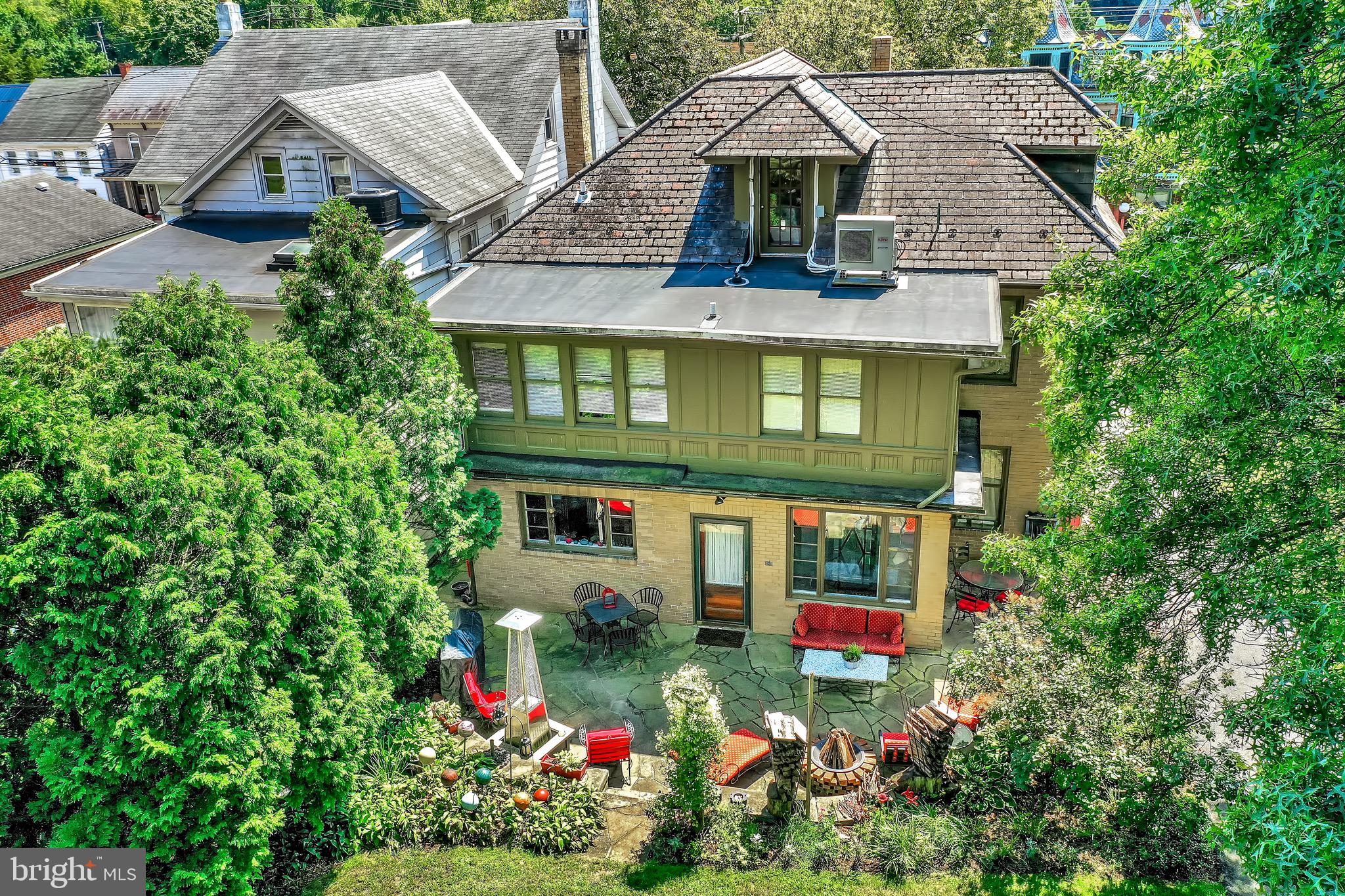 ADAMSTOWN BOROUGH - Residential