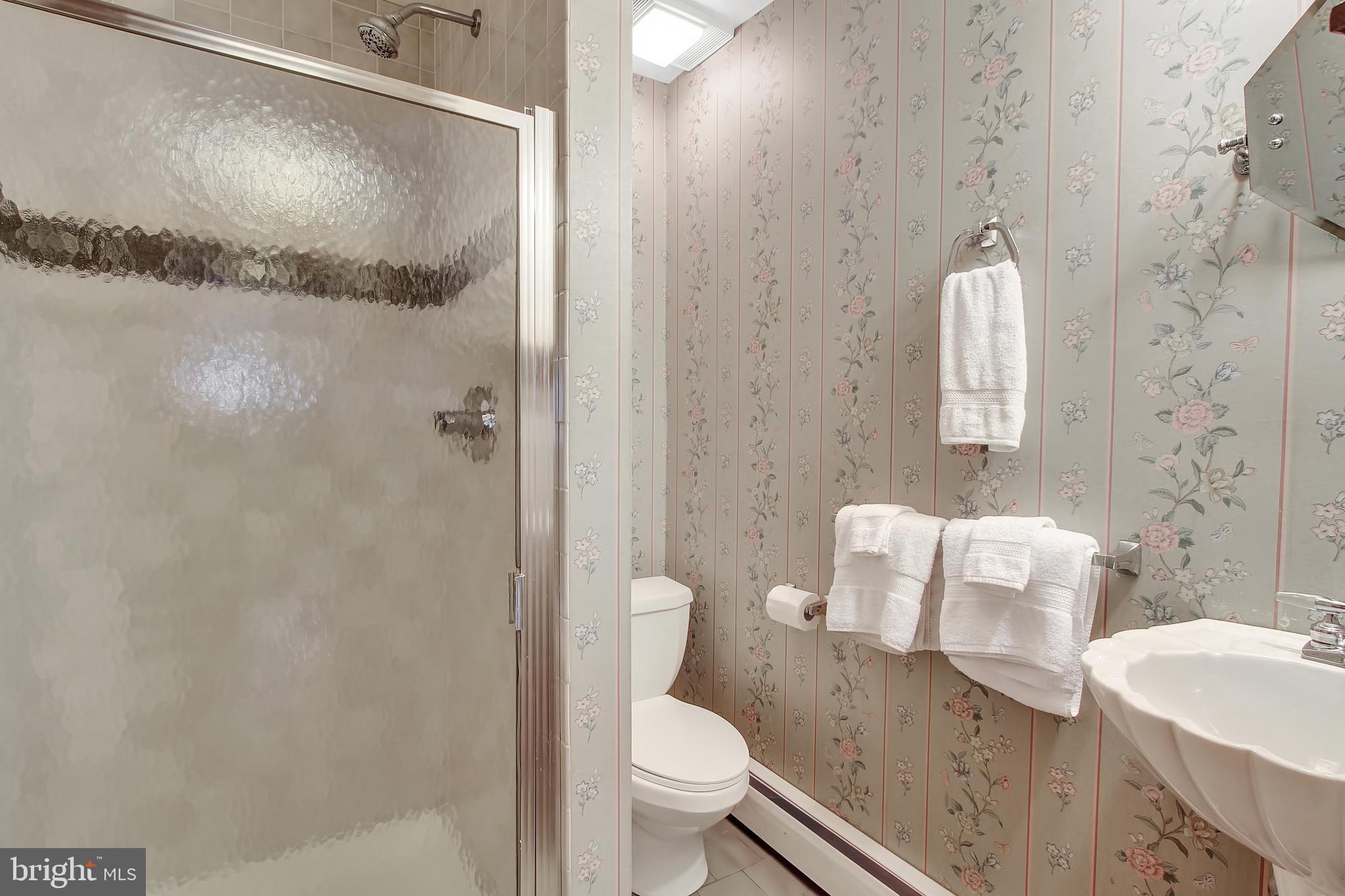 ADAMSTOWN BOROUGH - Residential