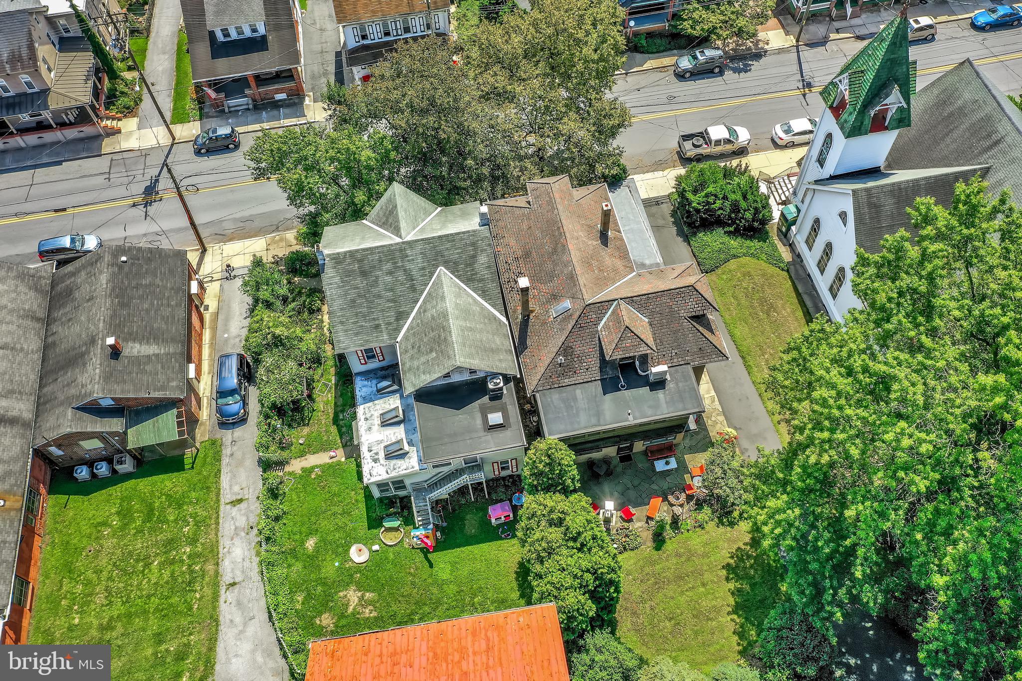 ADAMSTOWN BOROUGH - Residential