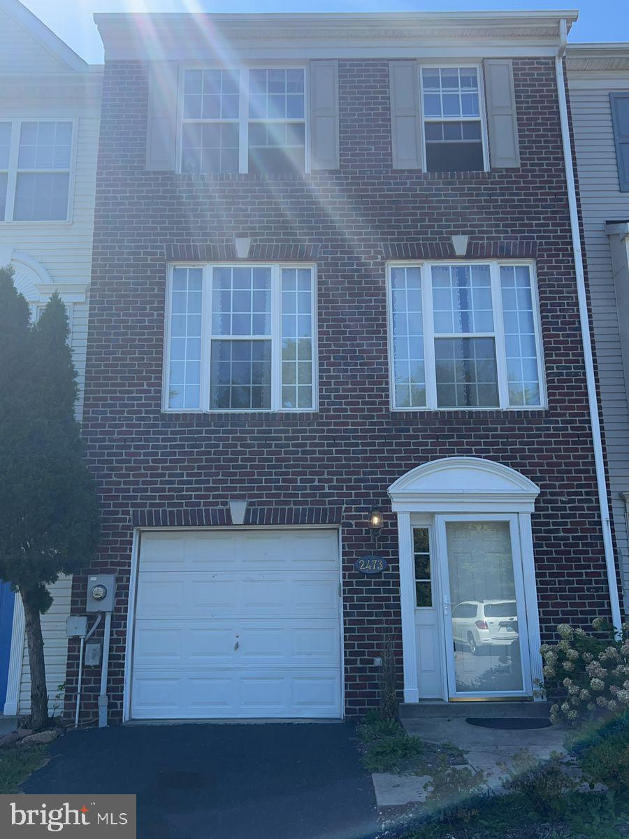 WHITTIER - Residential Lease