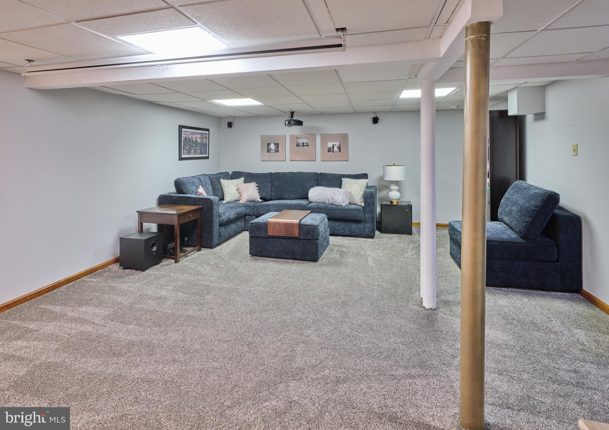 MERCER VIL - Residential