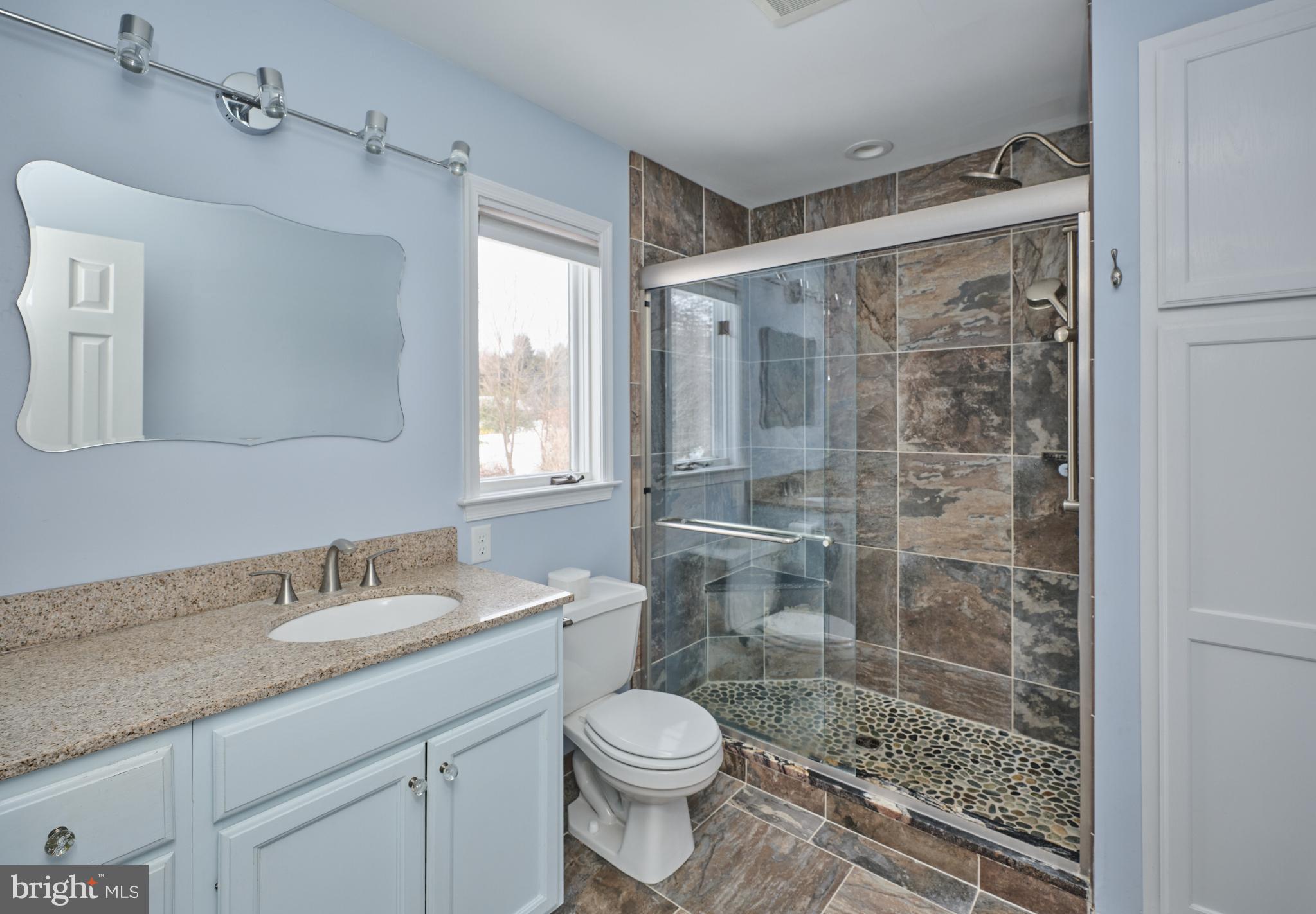 MERCER VIL - Residential