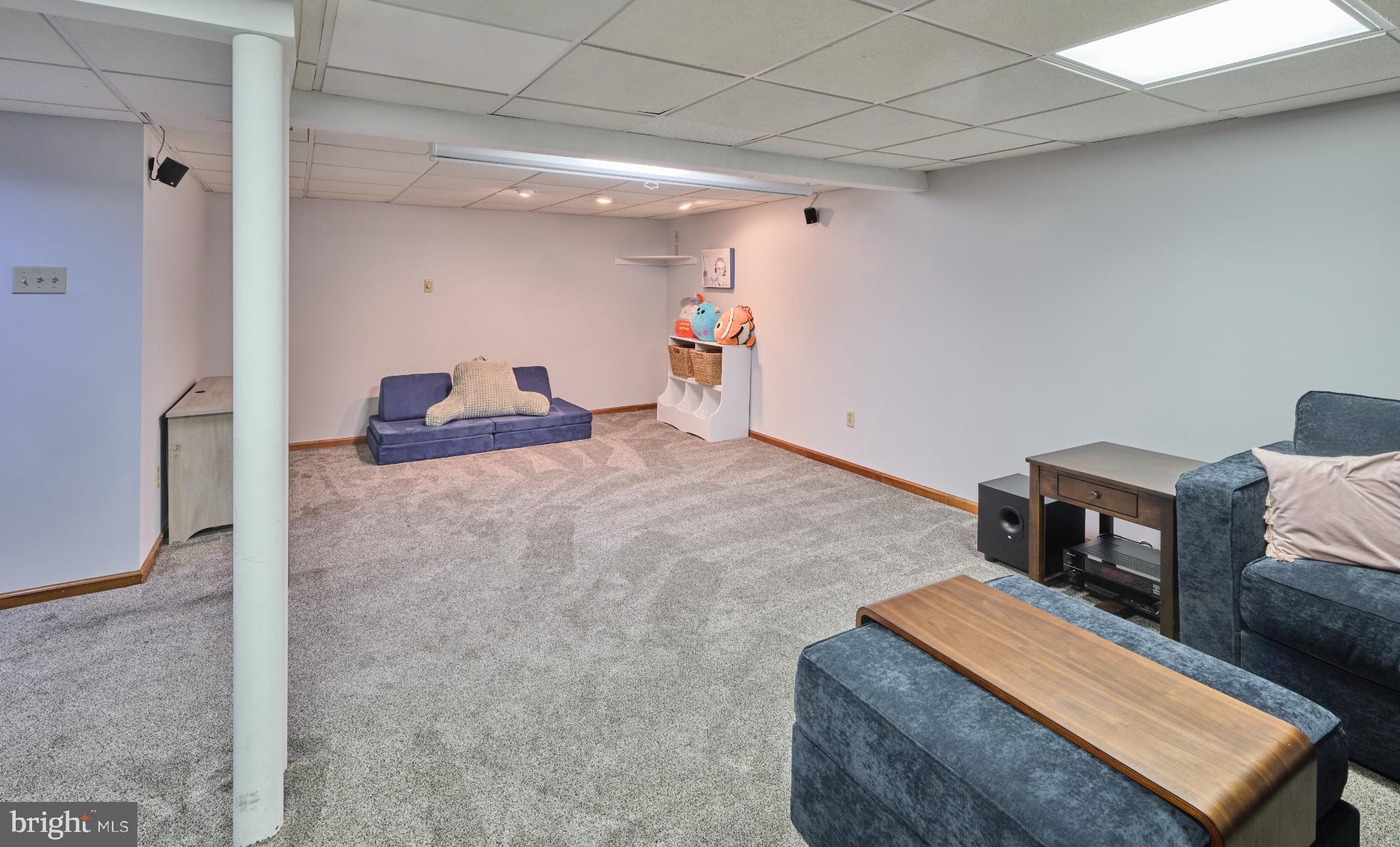 MERCER VIL - Residential