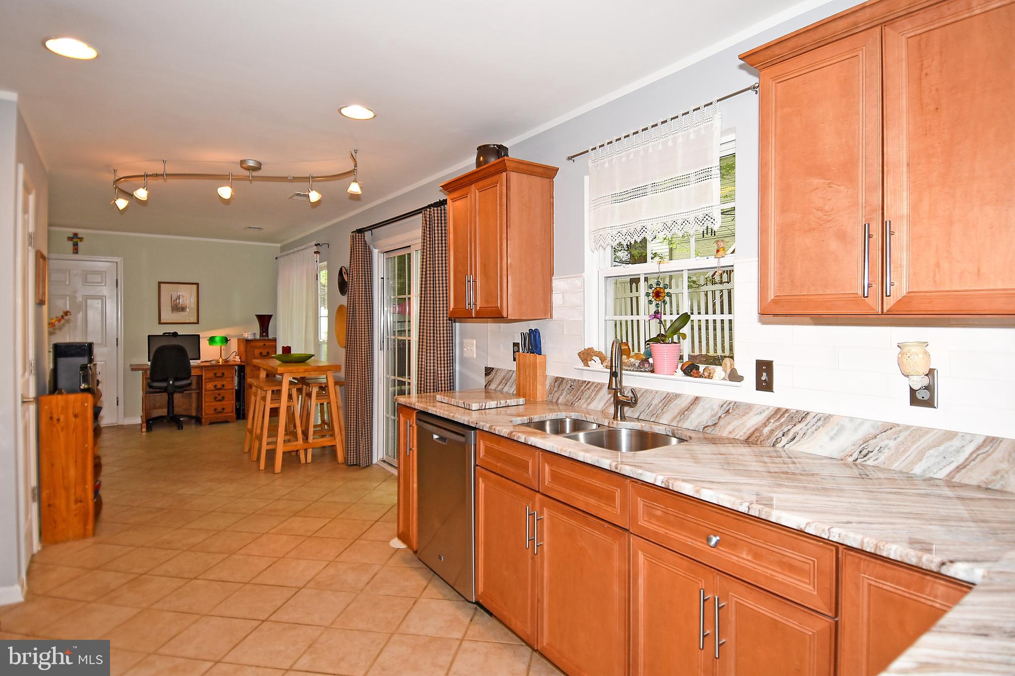 WAYSIDE VILLAGE - Residential