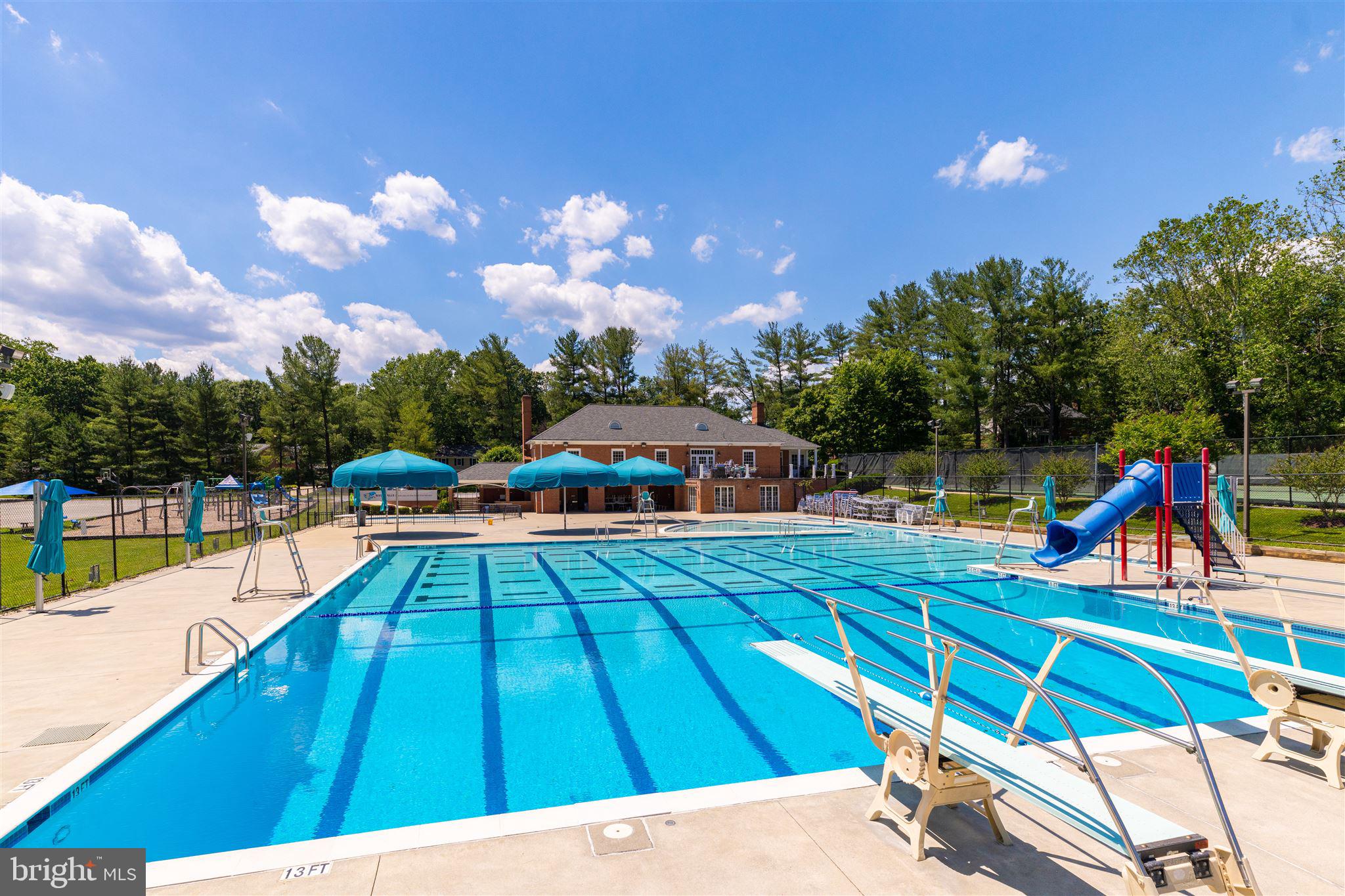 RIVER FALLS - Residential