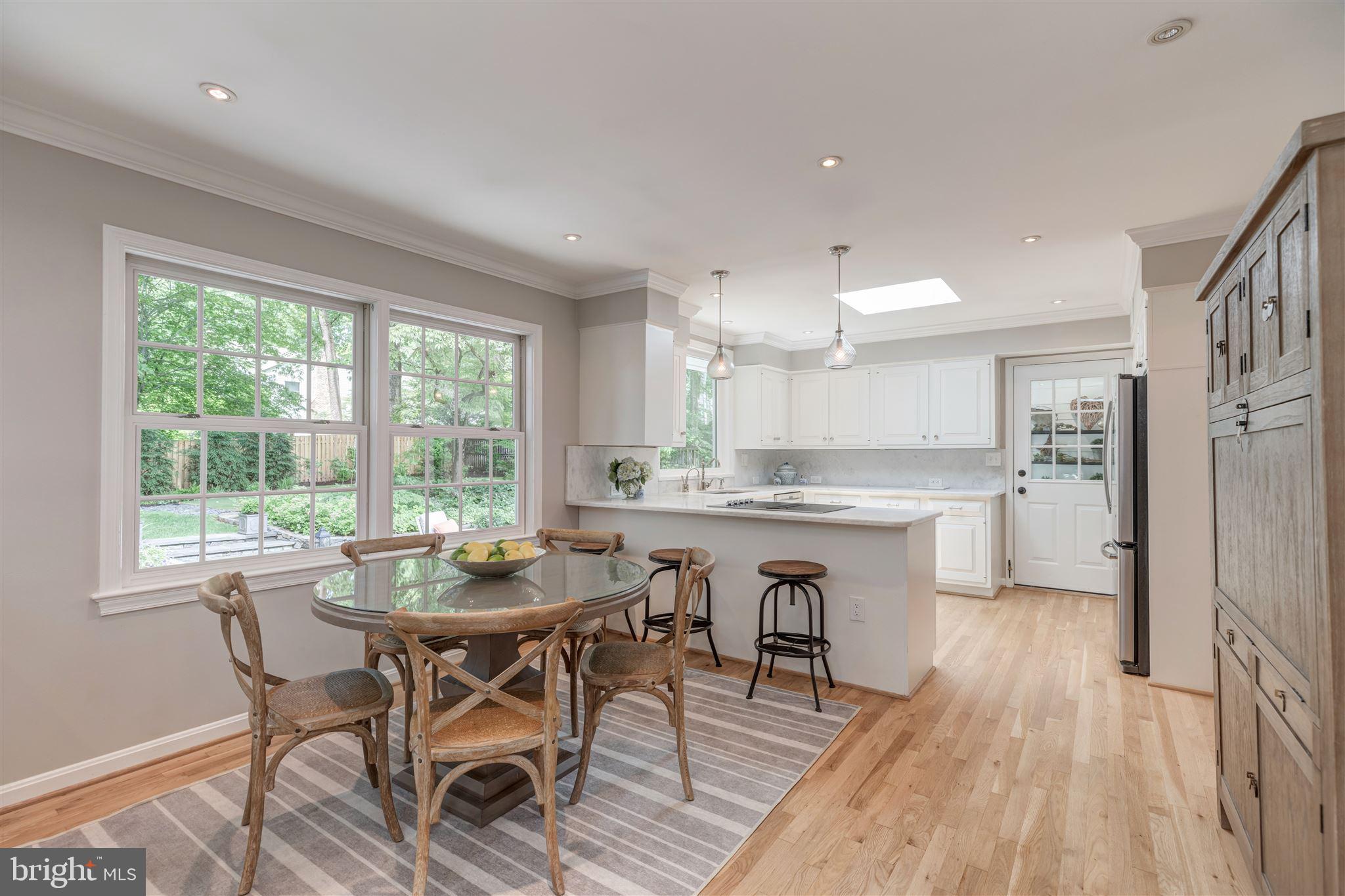 RIVER FALLS - Residential