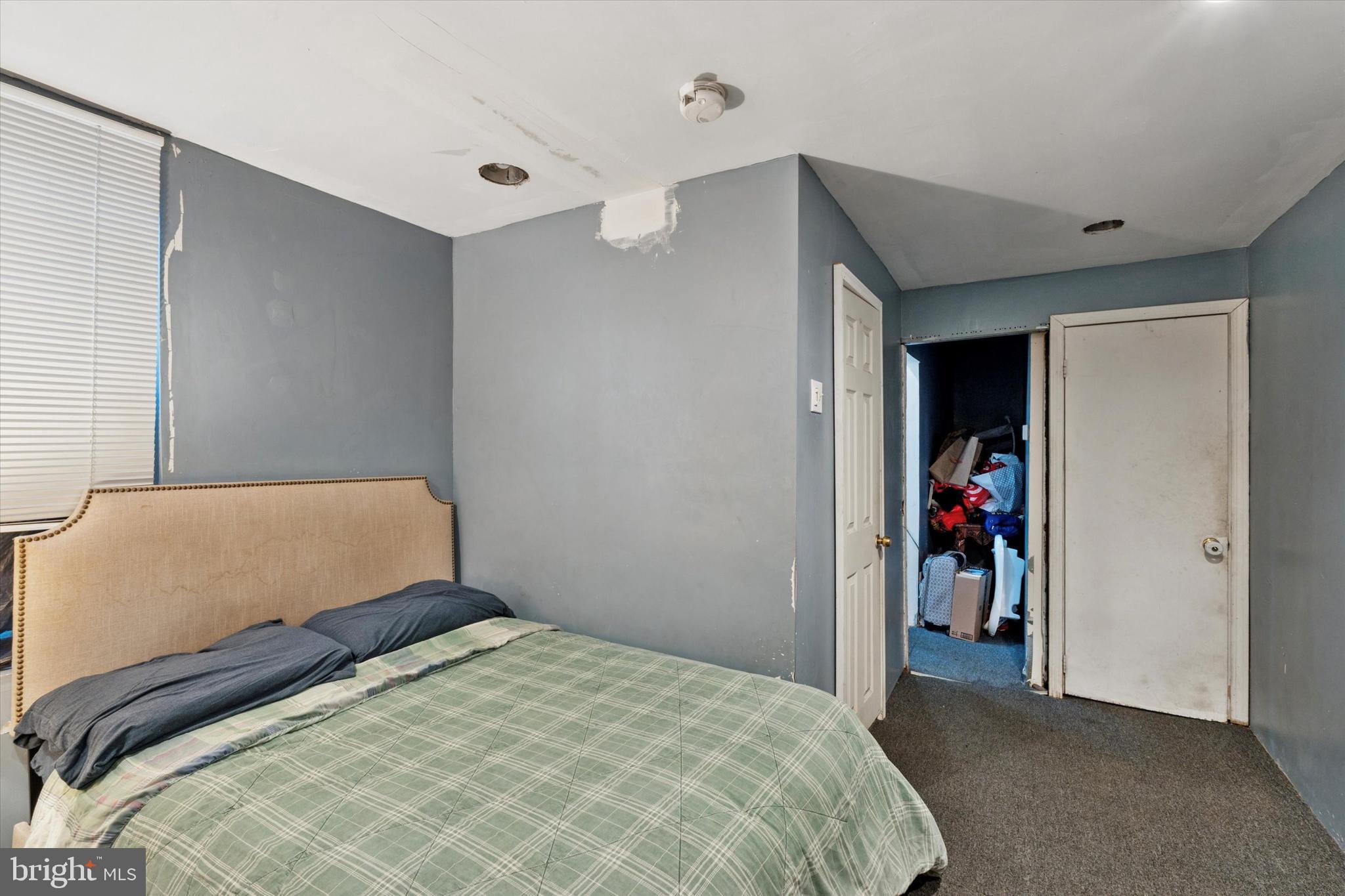 STRAWBERRY MANSION - Residential