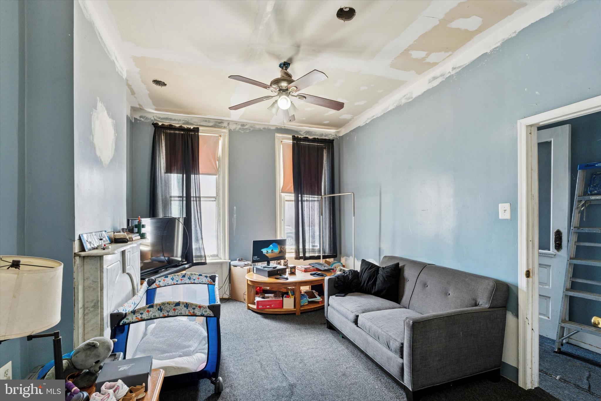 STRAWBERRY MANSION - Residential