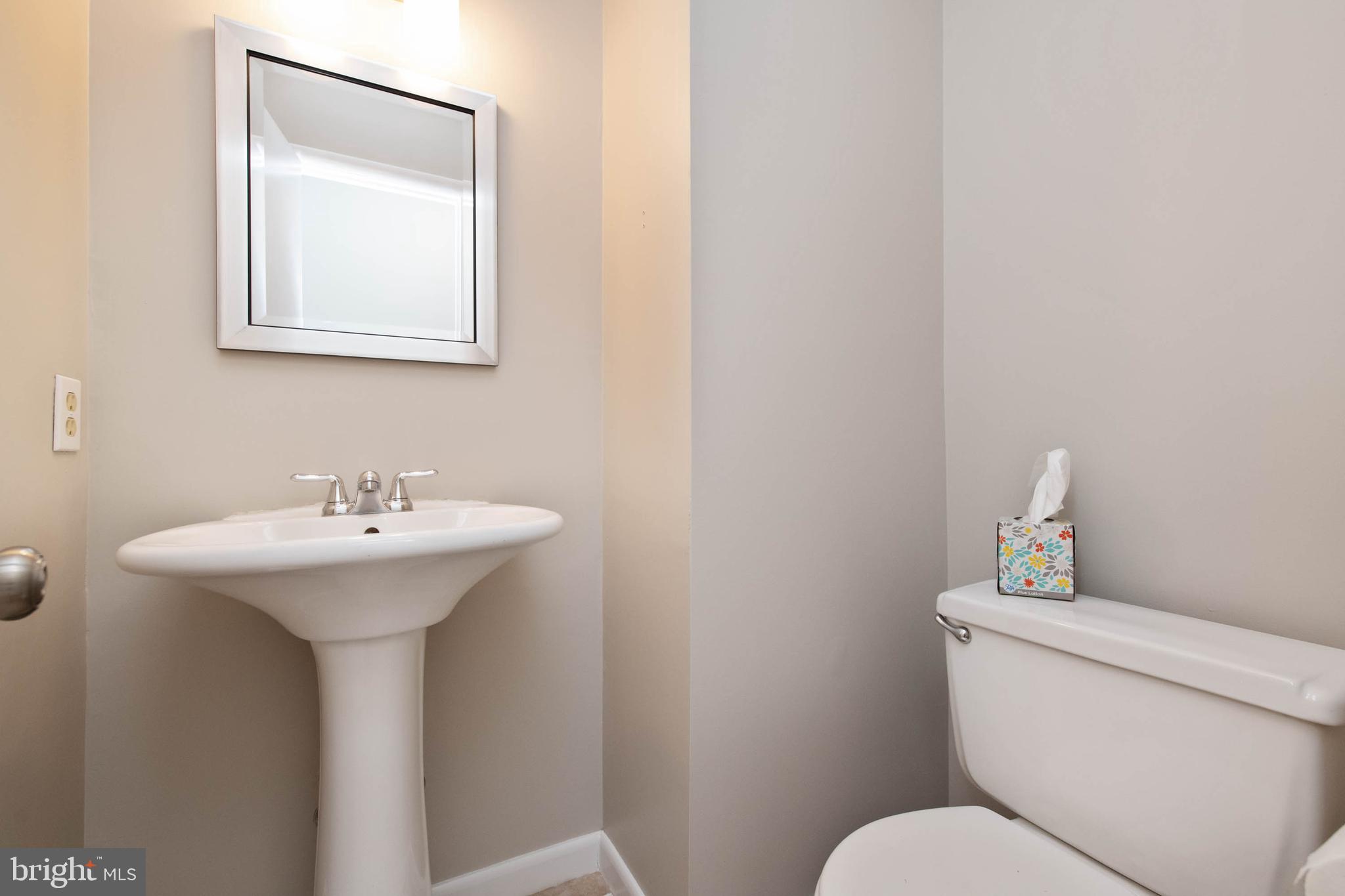 BAY HILLS - Residential