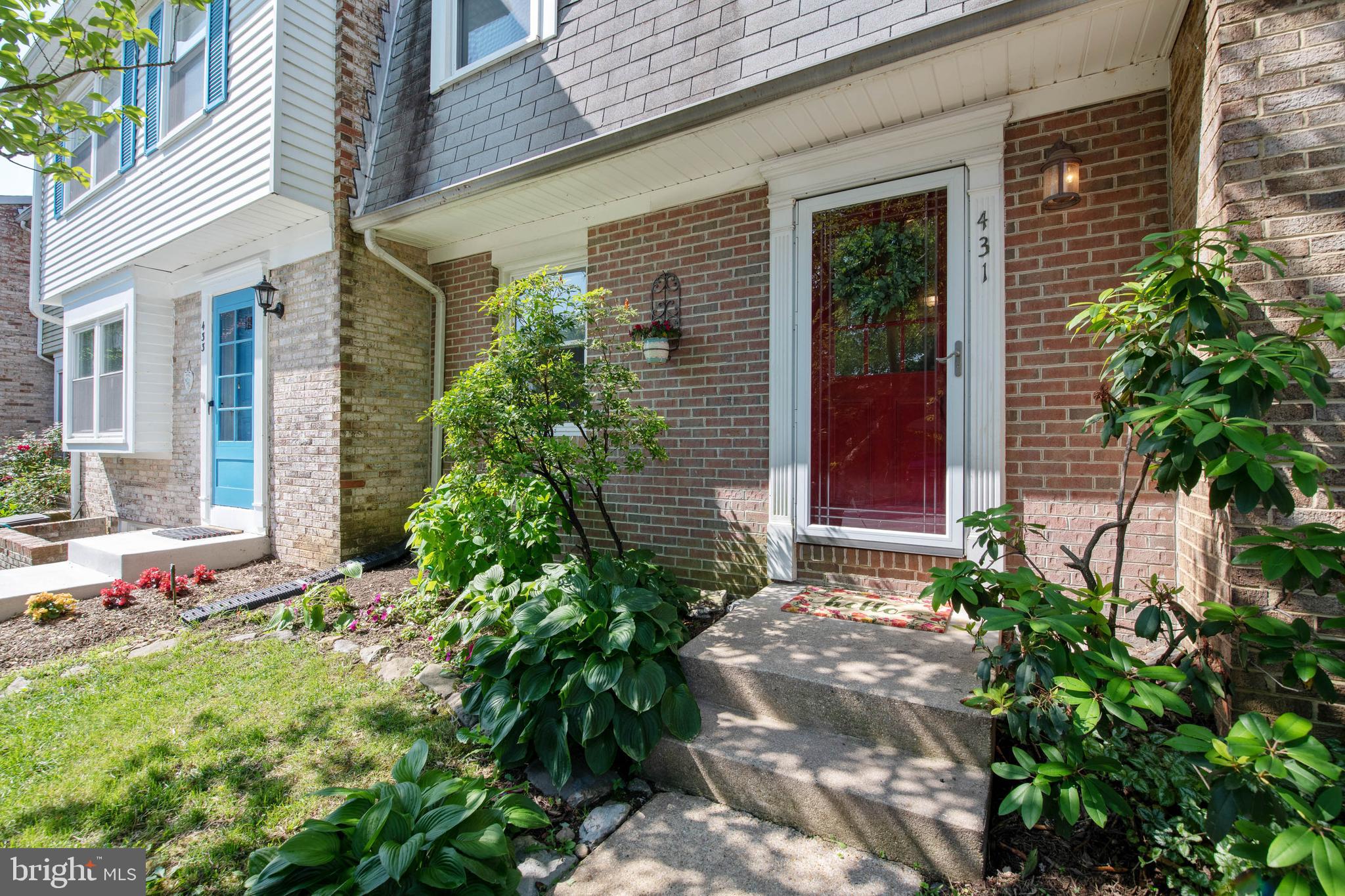 BAY HILLS - Residential