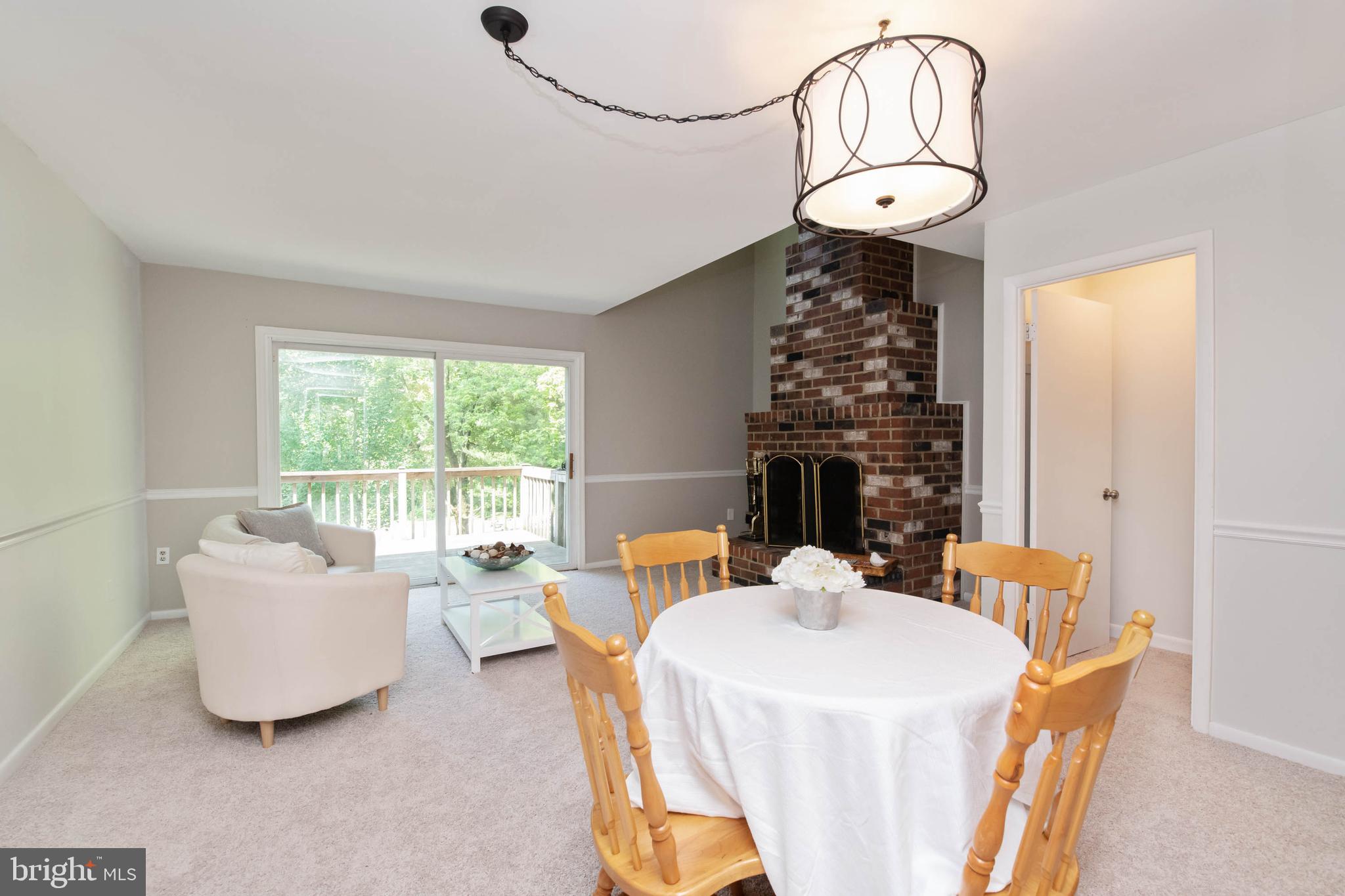 BAY HILLS - Residential