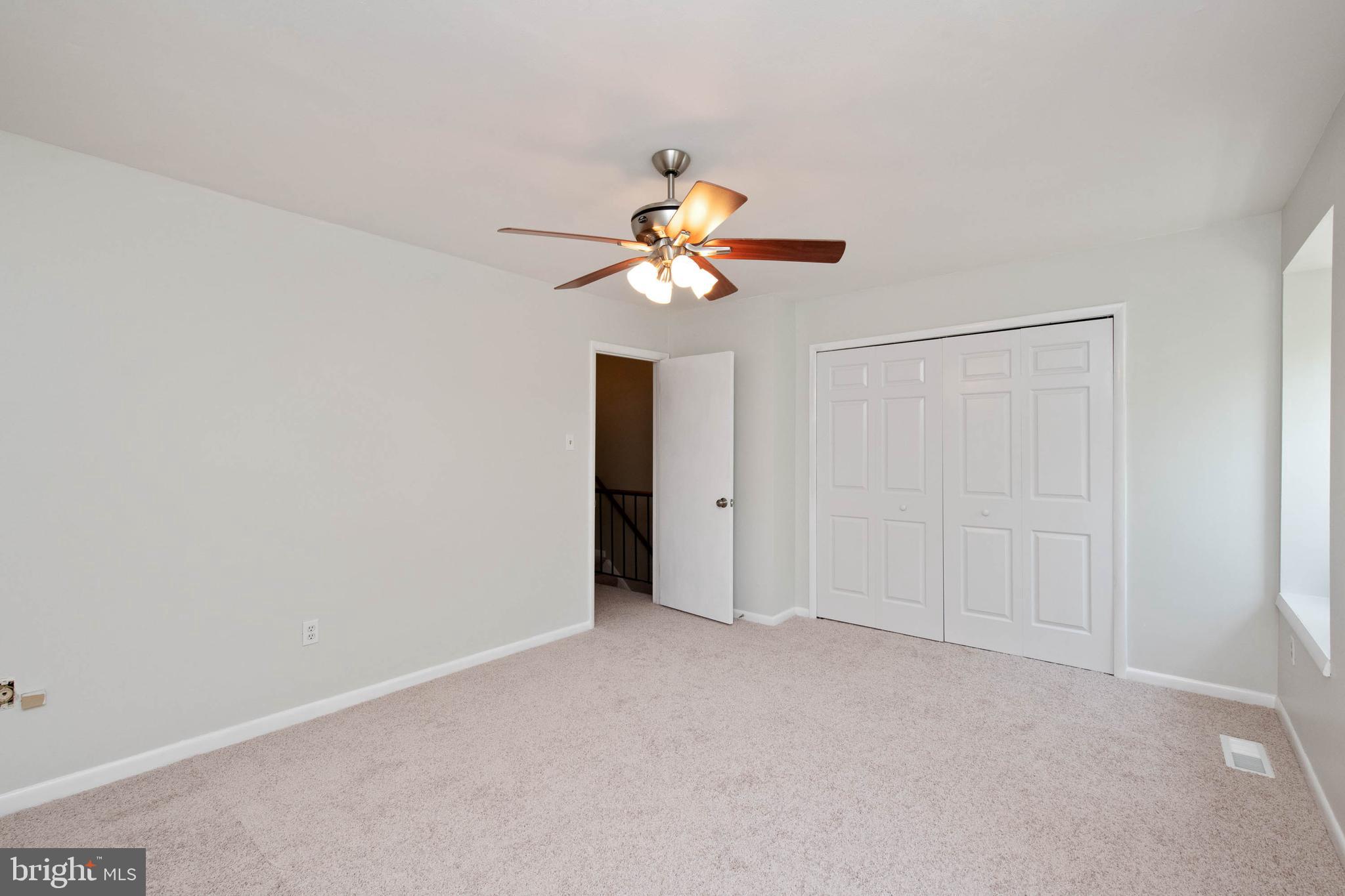 BAY HILLS - Residential