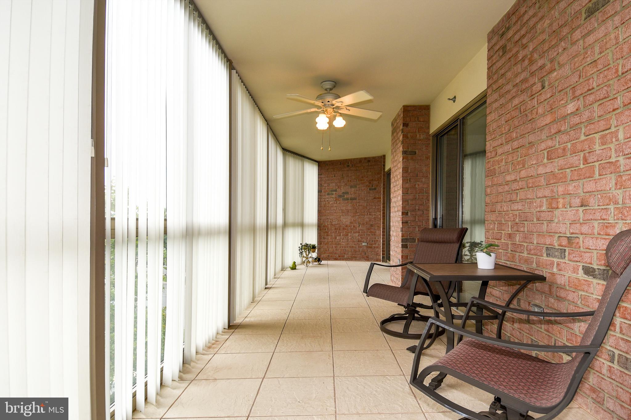 VANTAGE POINT WEST AT LW - Residential