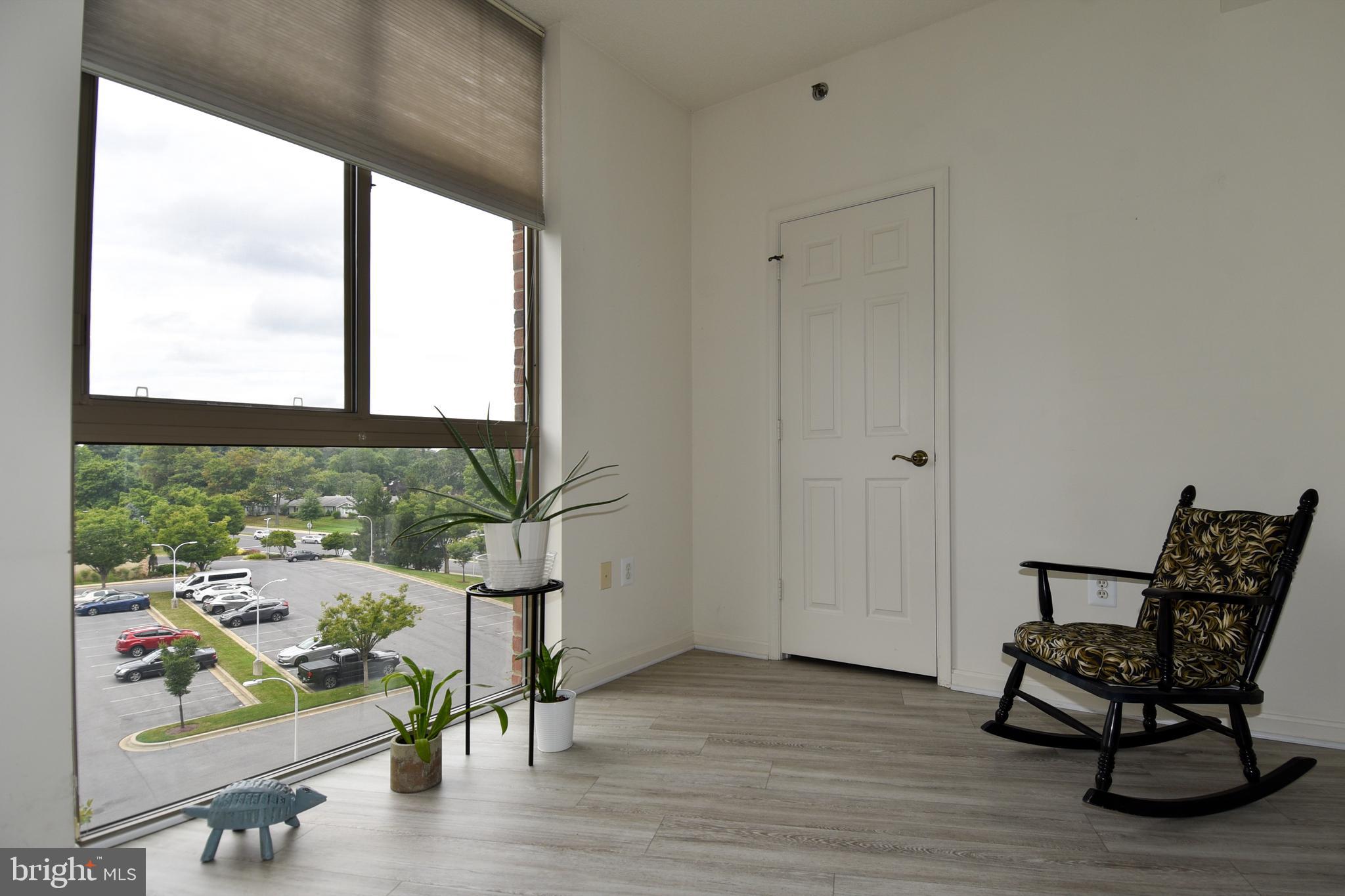 VANTAGE POINT WEST AT LW - Residential