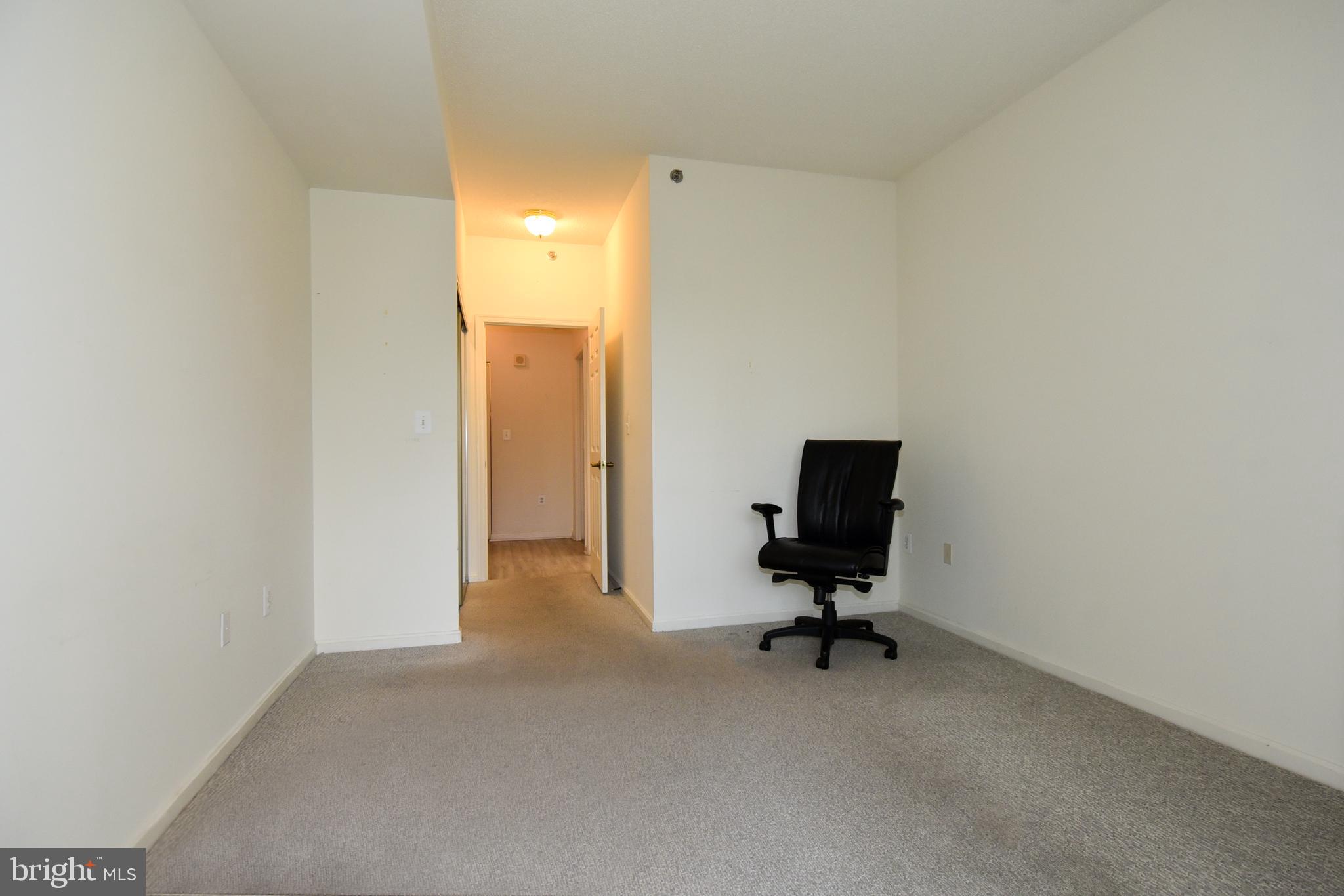 VANTAGE POINT WEST AT LW - Residential