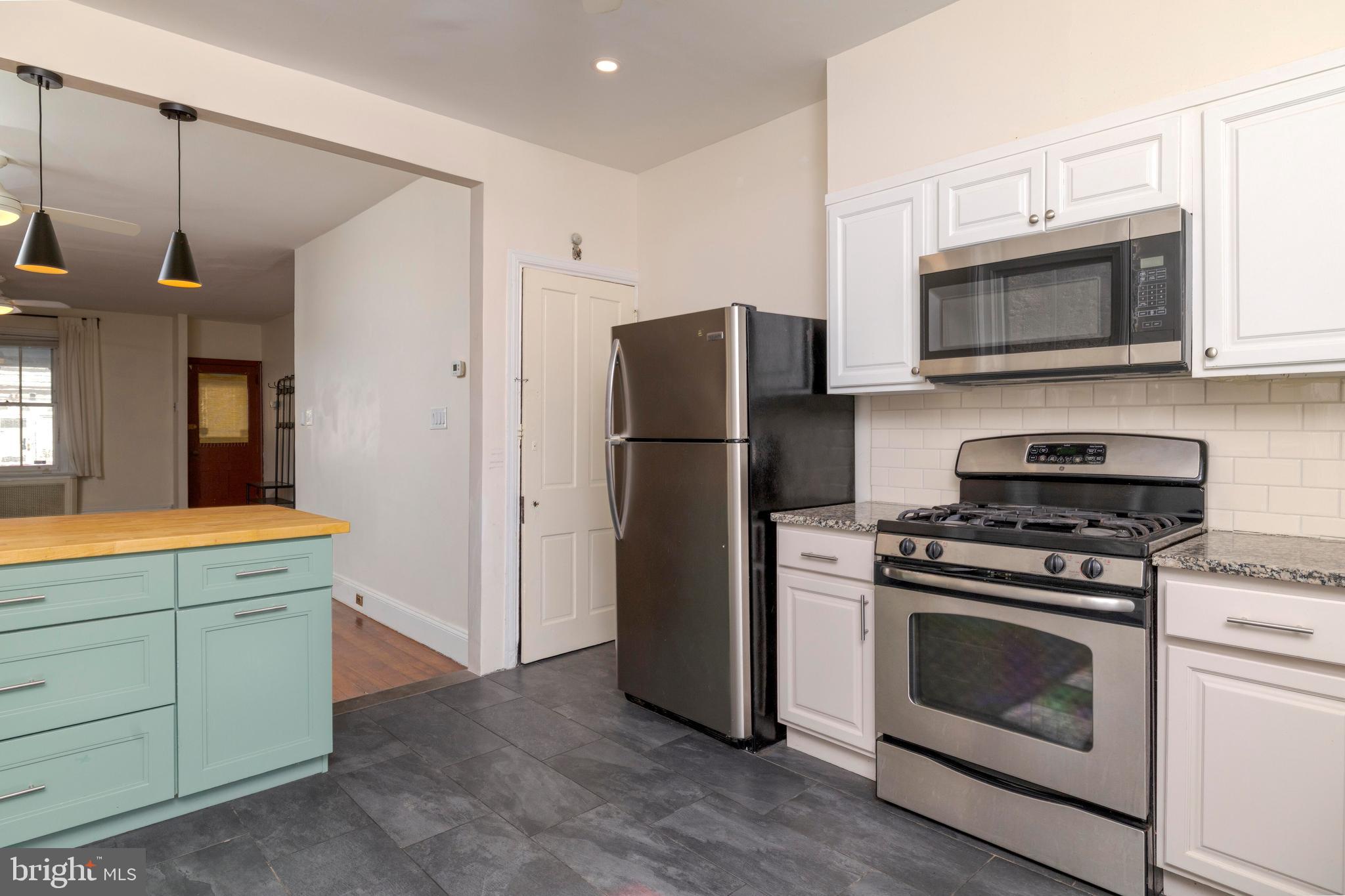 GERMANTOWN (WEST) - Residential