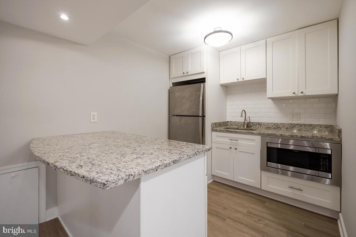 DUFIEF MILL ESTATES - Residential