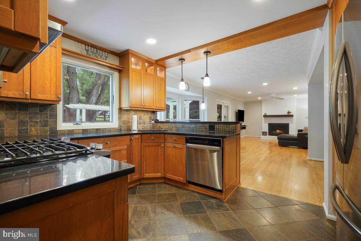 DUFIEF MILL ESTATES - Residential