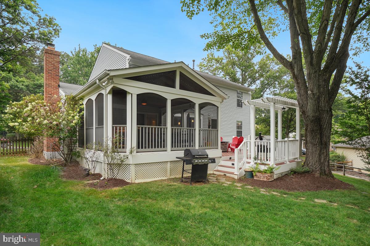 DUFIEF MILL ESTATES - Residential